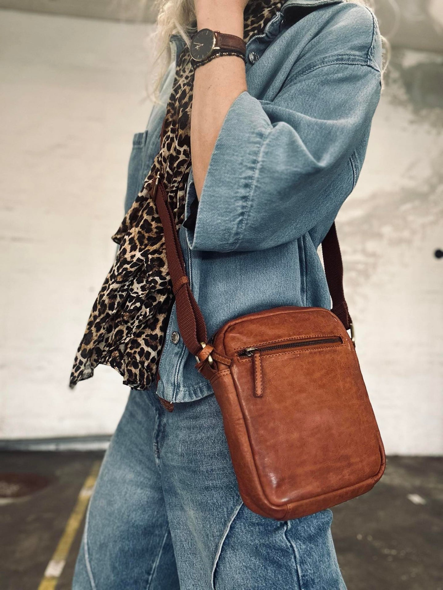 Handytasche / Crossover – Cognac