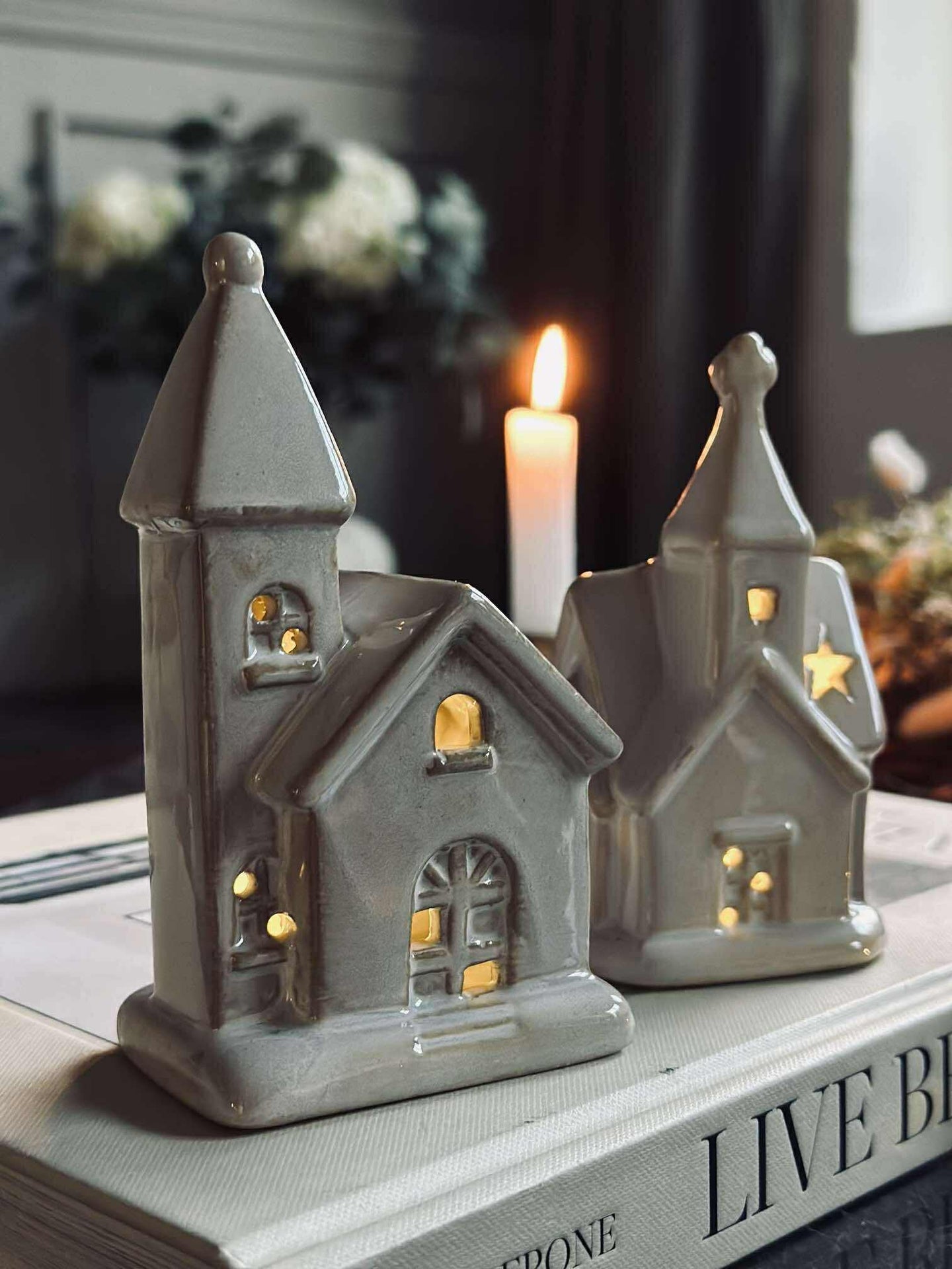 Lichthaus Kirche mit LED - WHITE MIX
