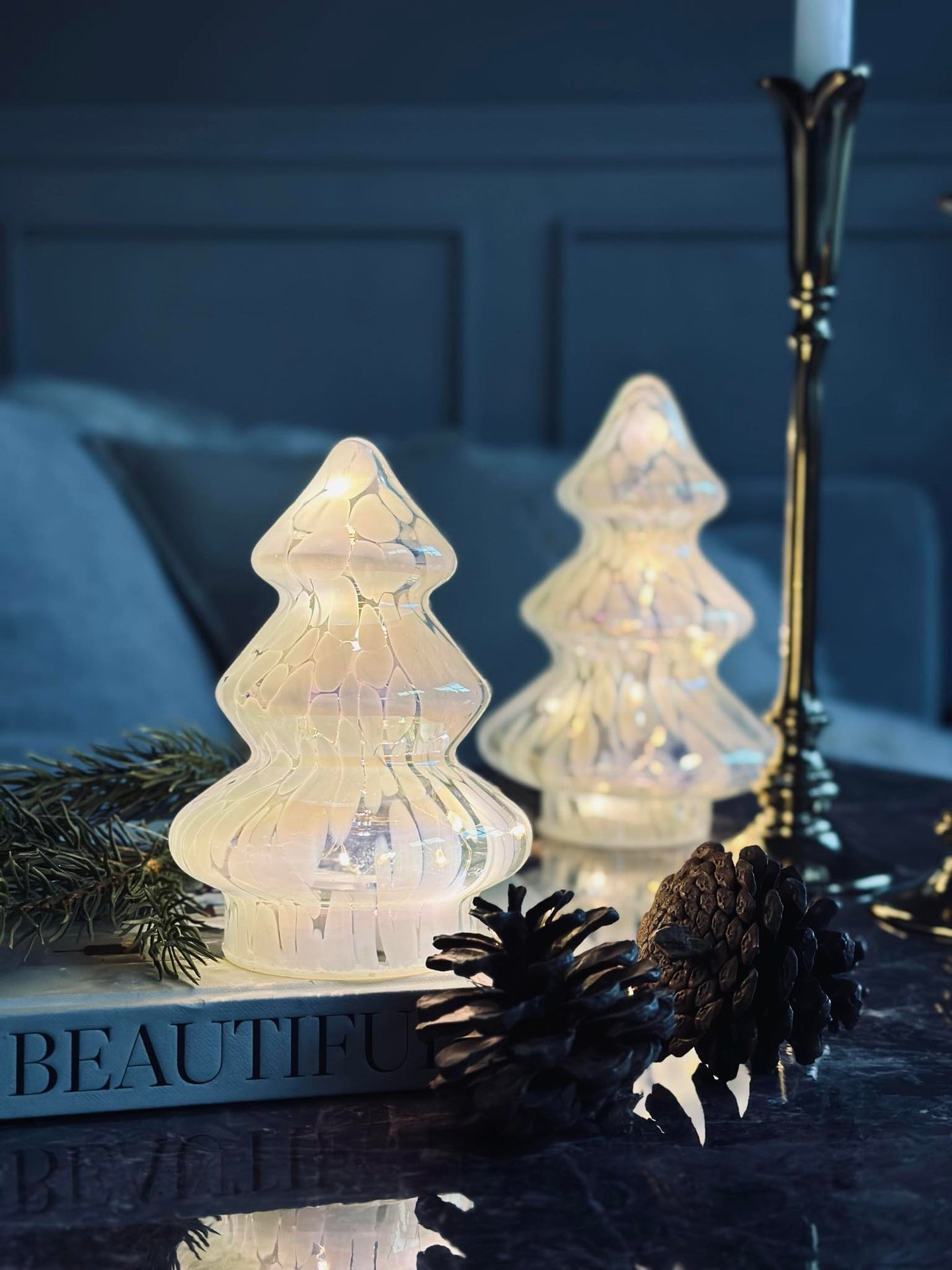 Weihnachtsbaum mit LED-Licht