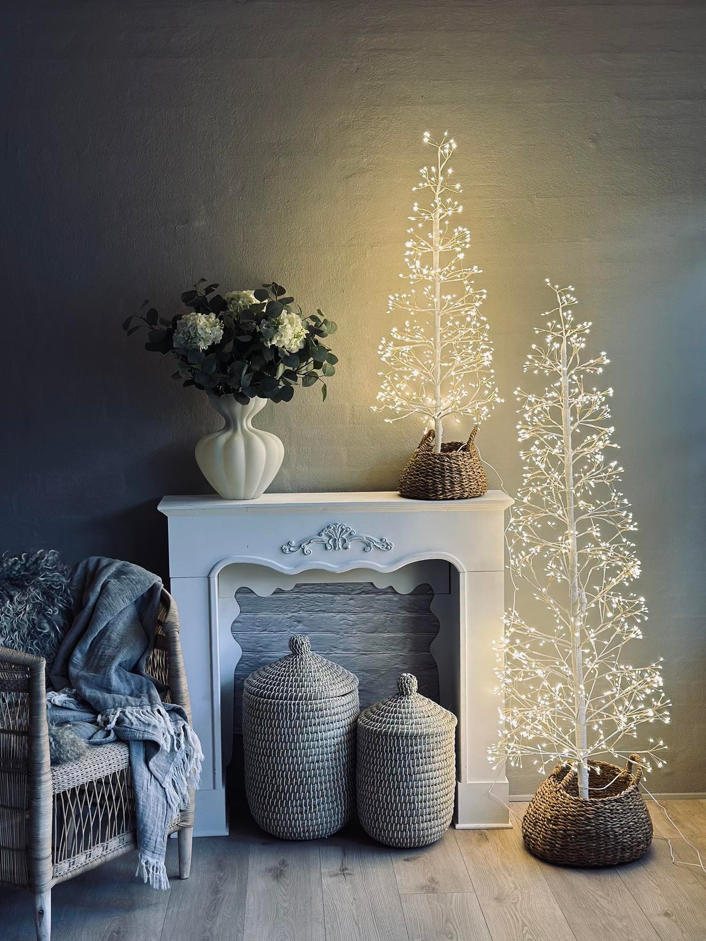 Weihnachtsbaum mit 1600 LED-Lichtern - Weiß