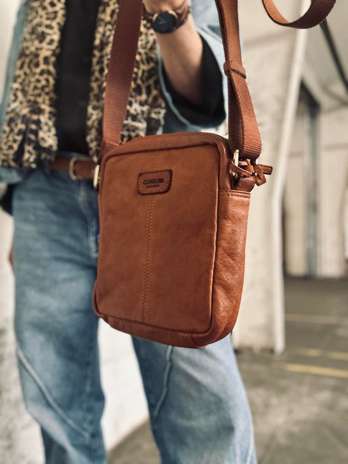 Handytasche / Crossover – Cognac