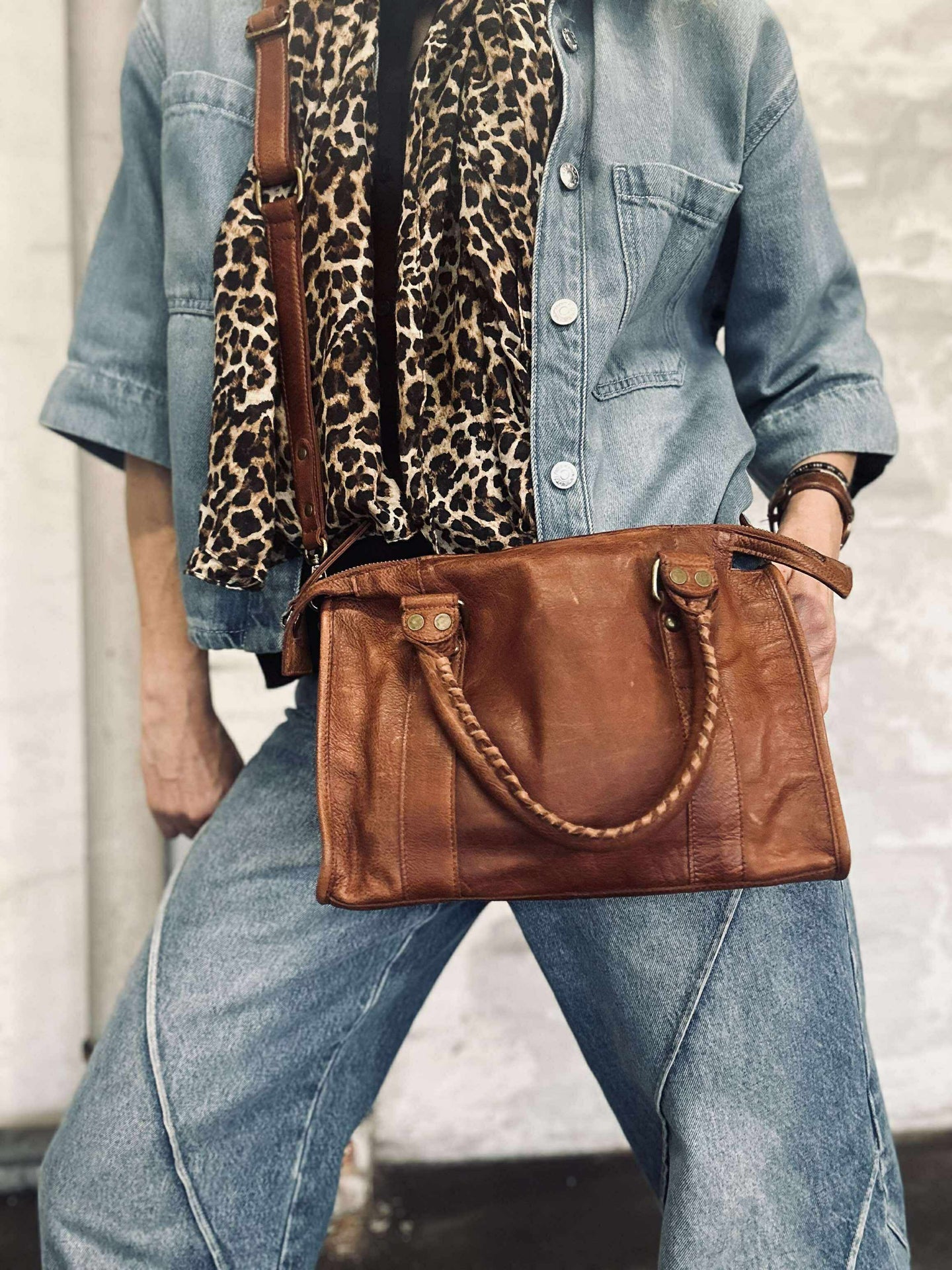 Crossover Miri Small - Walnut