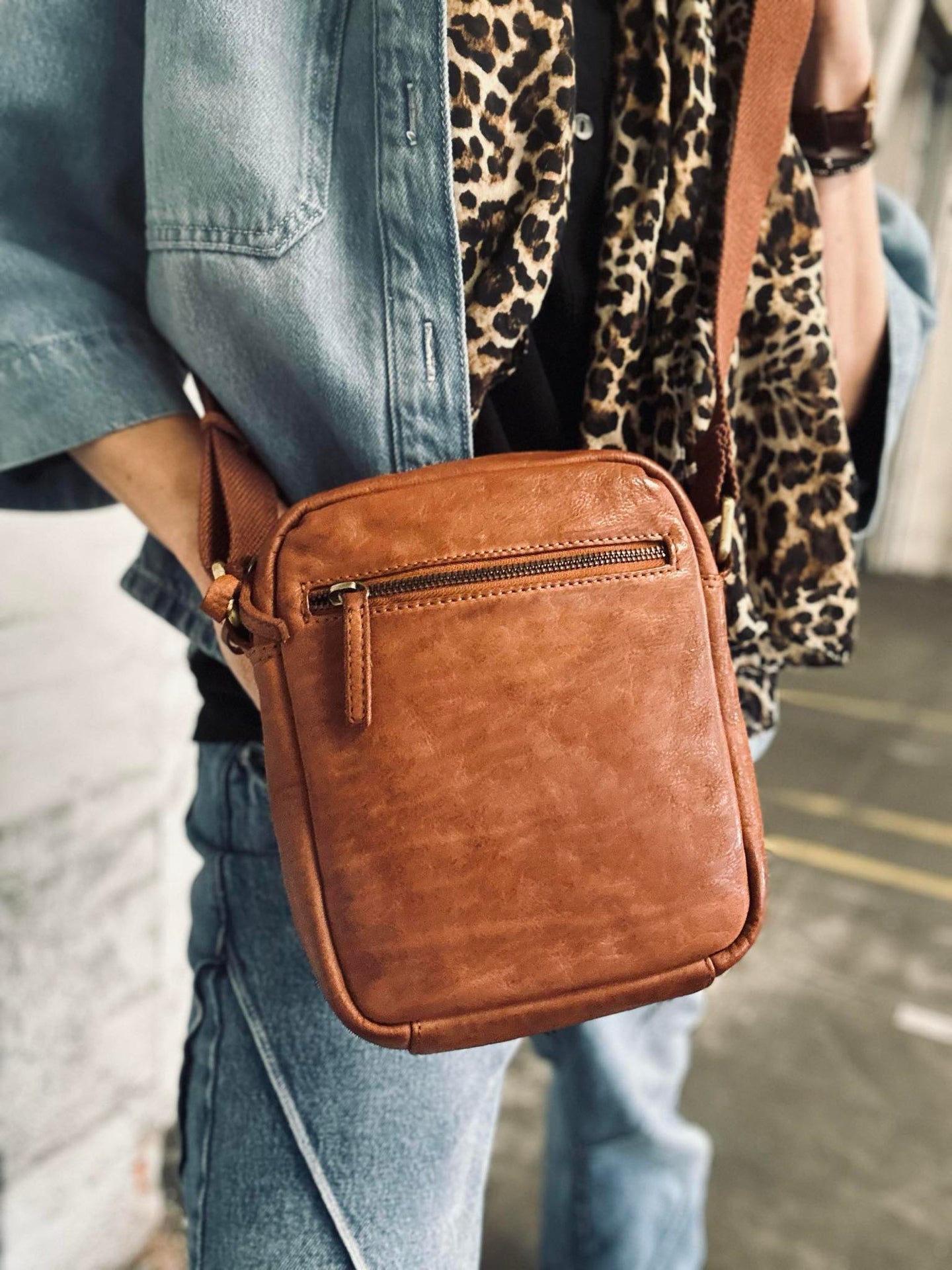 Handytasche / Crossover – Cognac