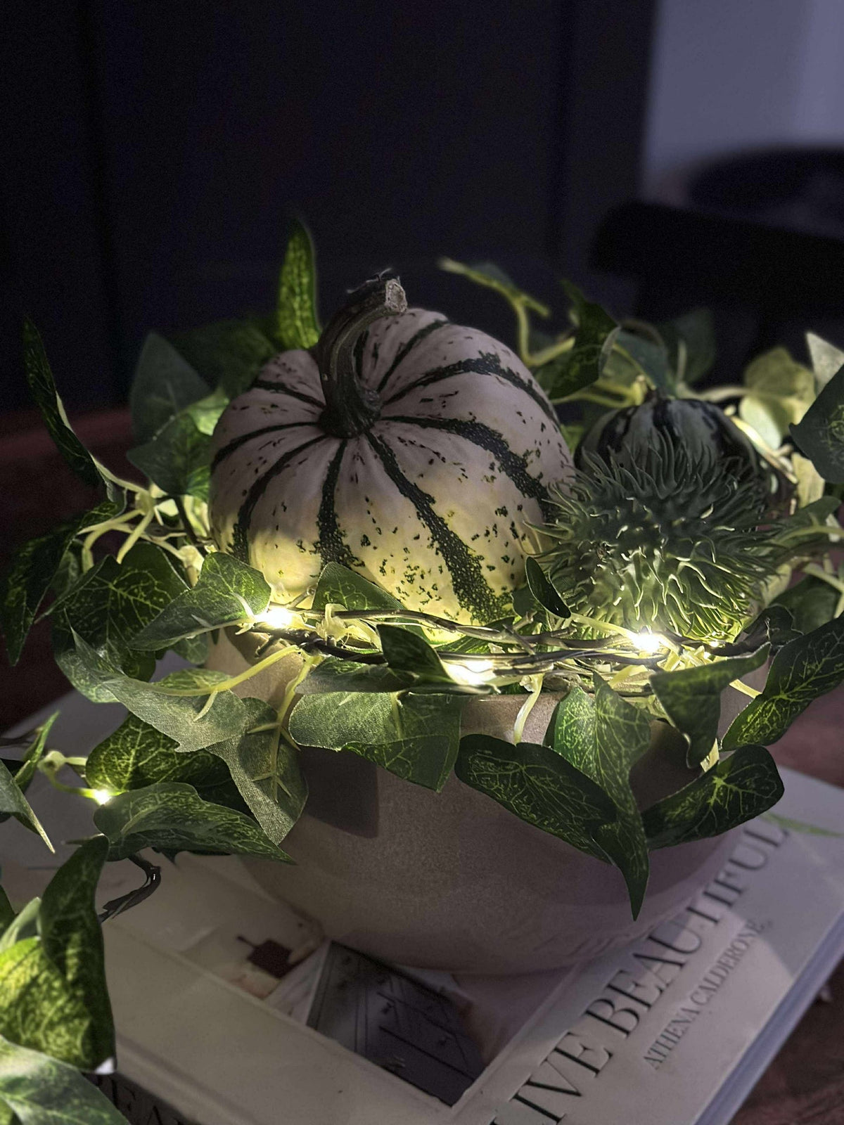 Lichterkette mit grünen Efeublättern - 290 cm