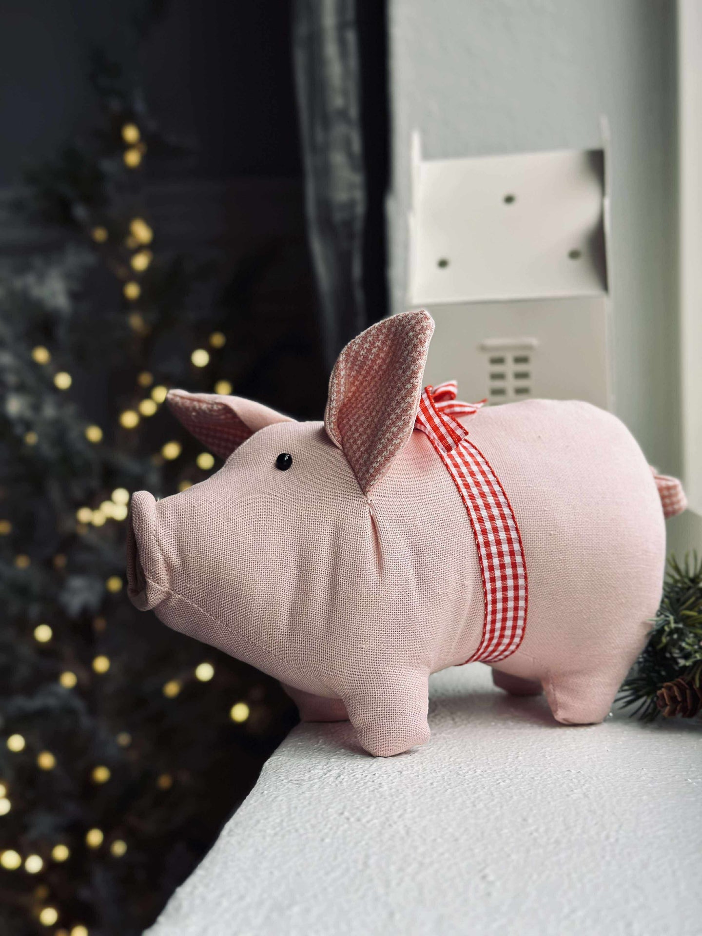 Weihnachtsschwein mit Schleife - Rosa