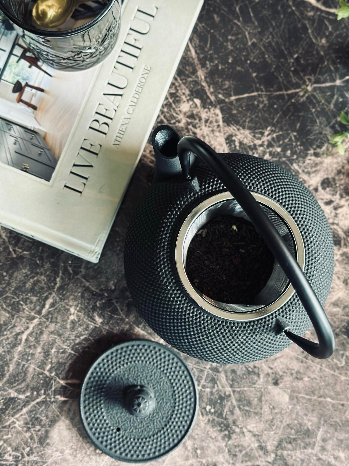 Teekanne aus Gusseisen - 1200 ml.