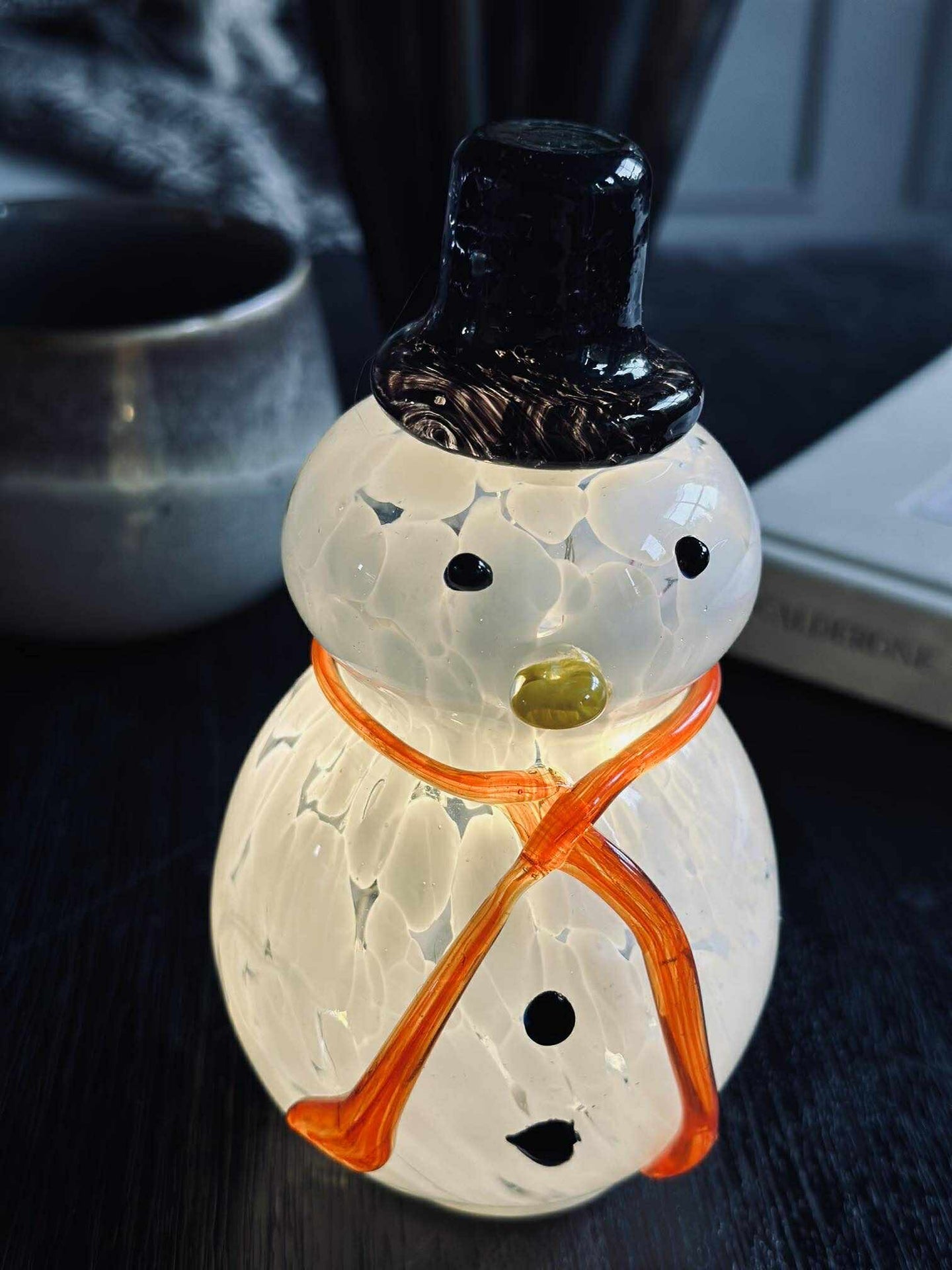 Schneemann mit LED-Licht