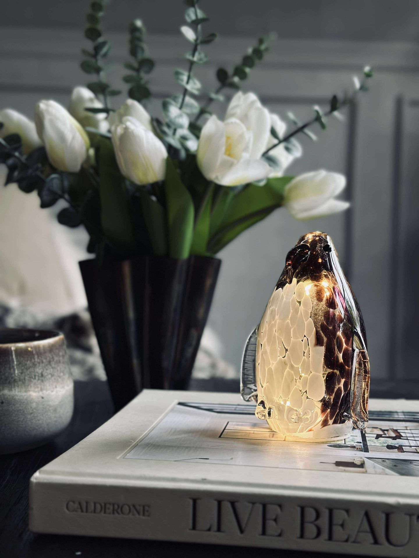 Pinguin mit LED-Licht