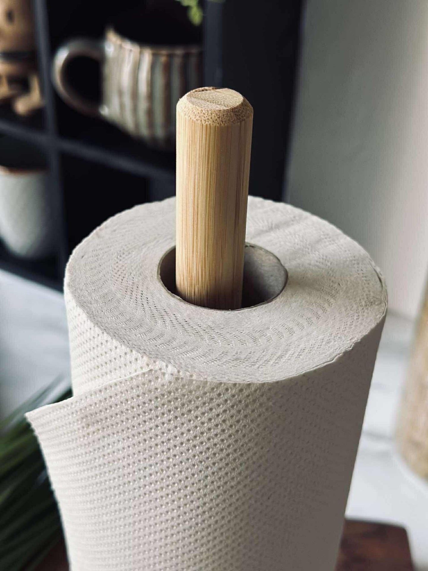 Küchenrollenhalter aus Bambus