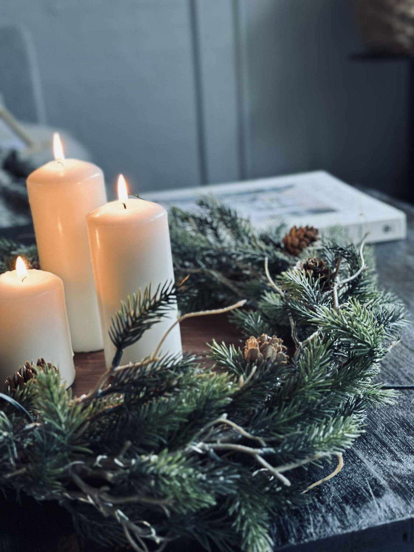 Weihnachtskranz mit Licht - Ohne Schnee