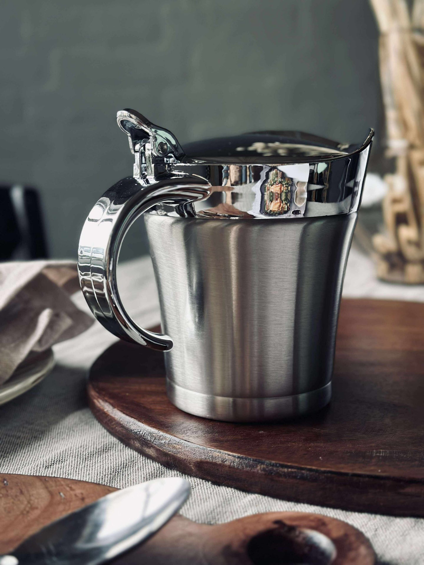 Sauciere mit Deckel - Doppelwandig