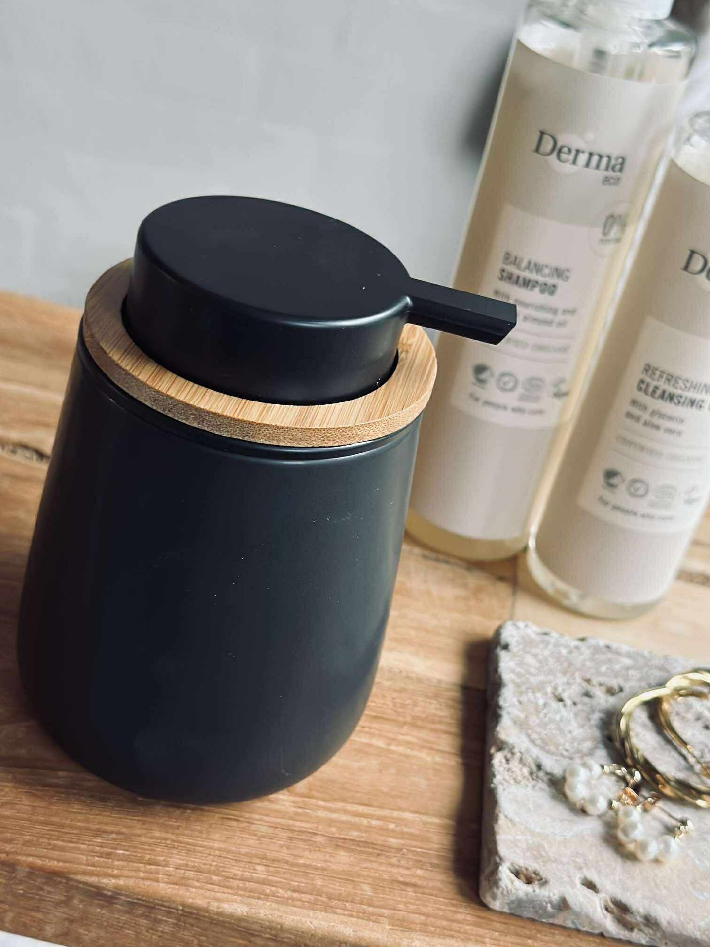 Seifenspender mit Pumpe Black - Dolomite
