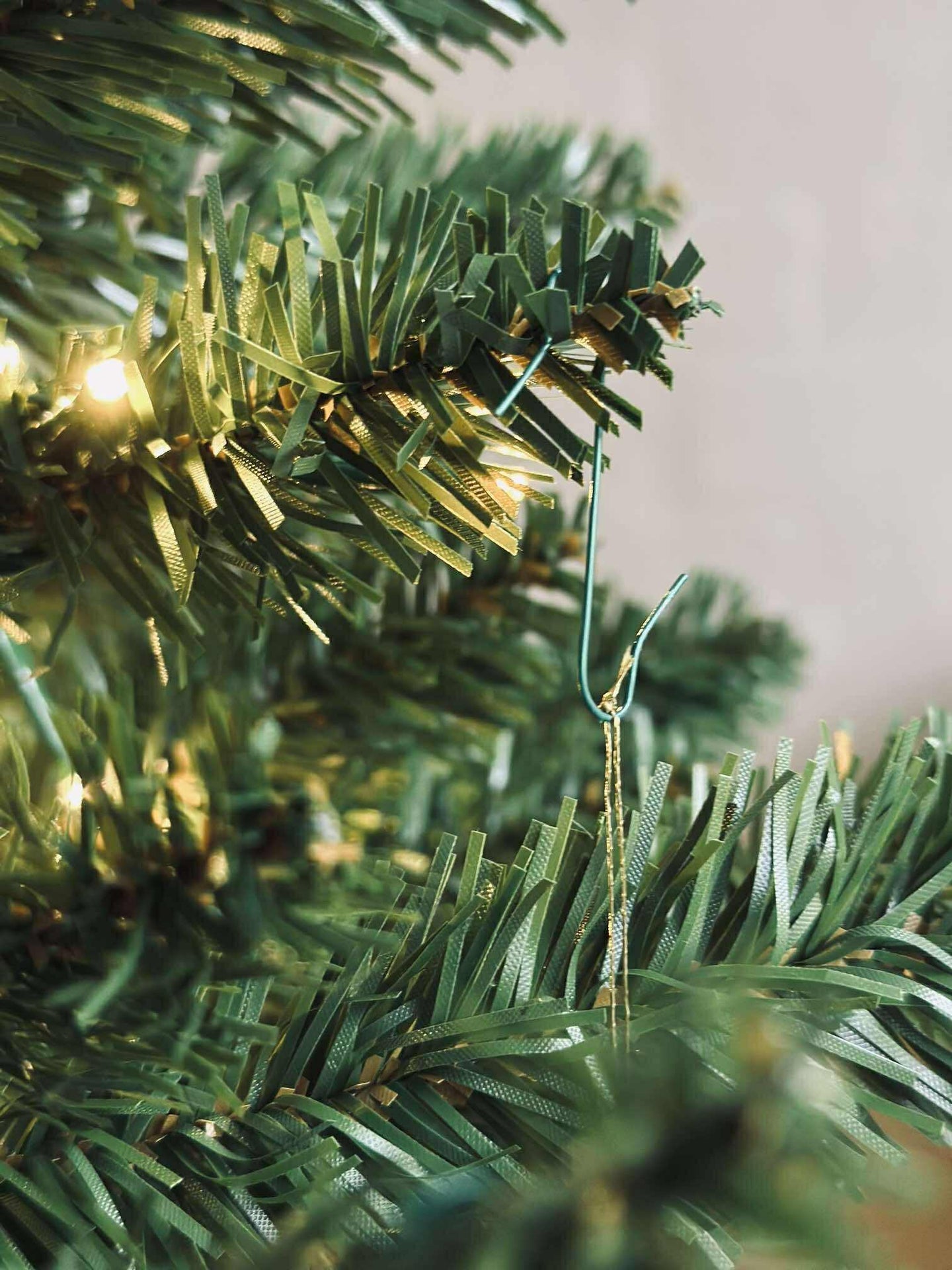 Haken zum Aufhängen von Weihnachtsschmuck - 50 Stück