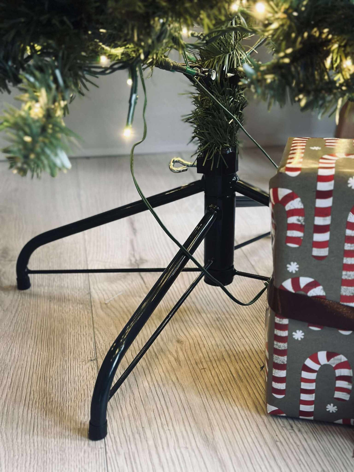 Weihnachtsbaum mit Lichterkette
