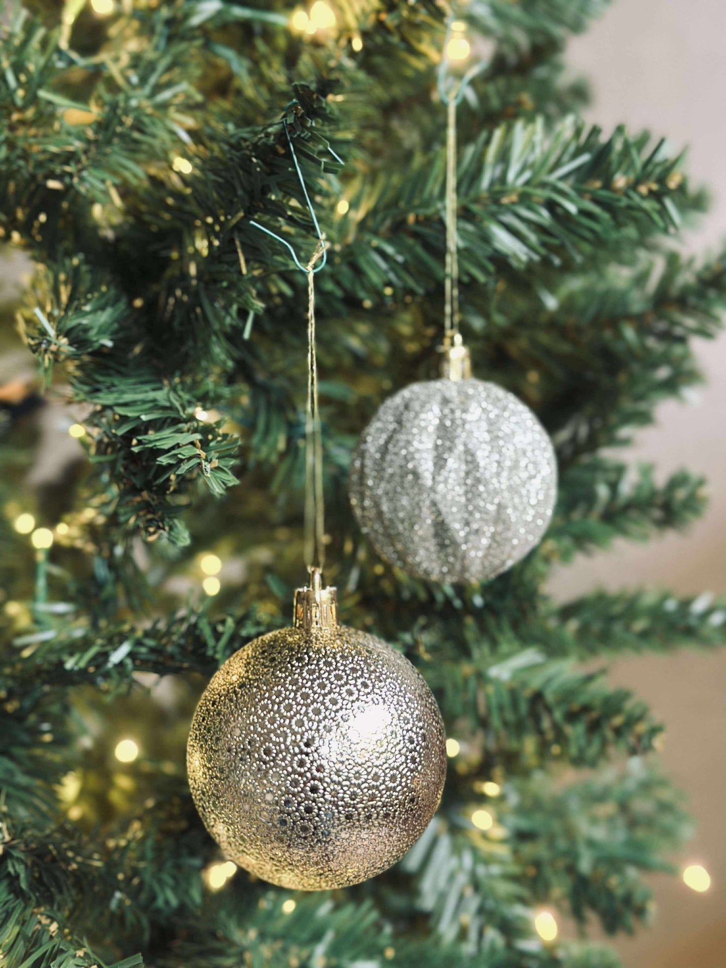 Haken zum Aufhängen von Weihnachtsschmuck - 50 Stück