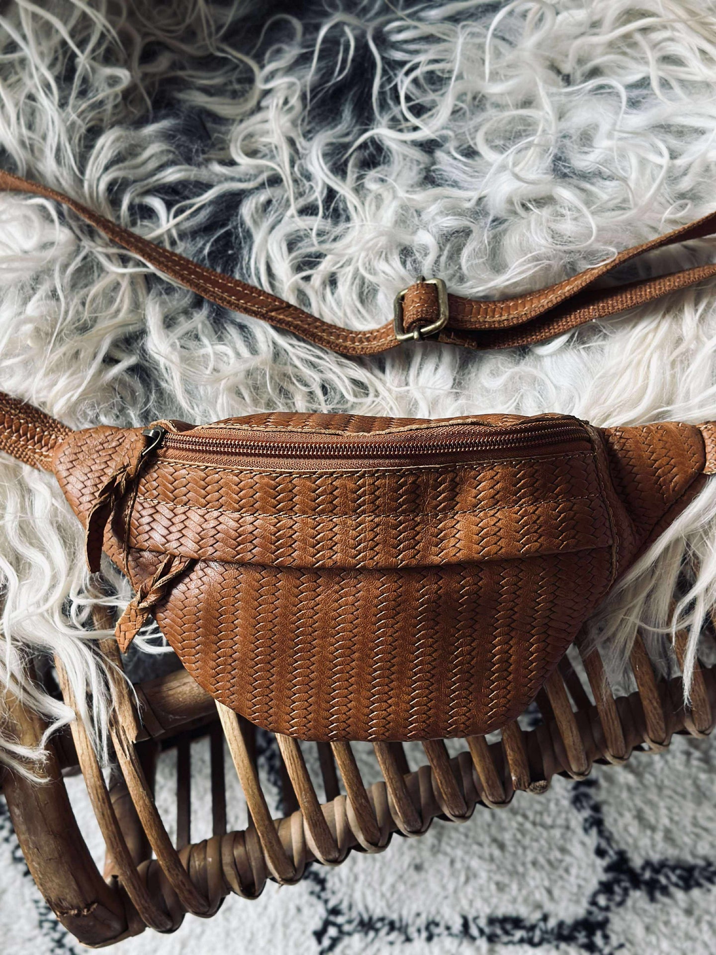 Bumbag Tasha - Cognac geflochten