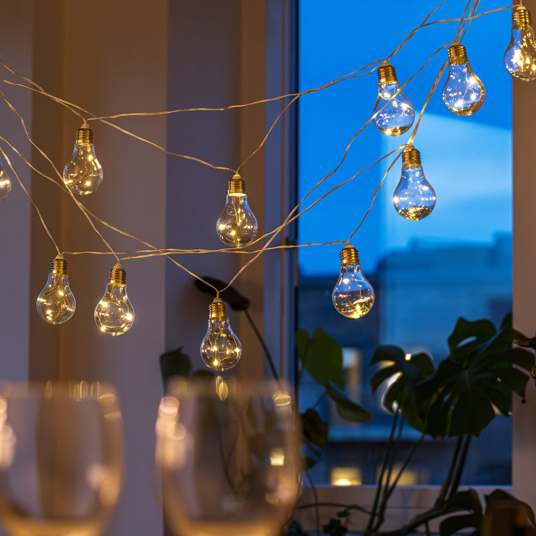 Lichterkette BELLA mit Solarzellen und 15 Lampen