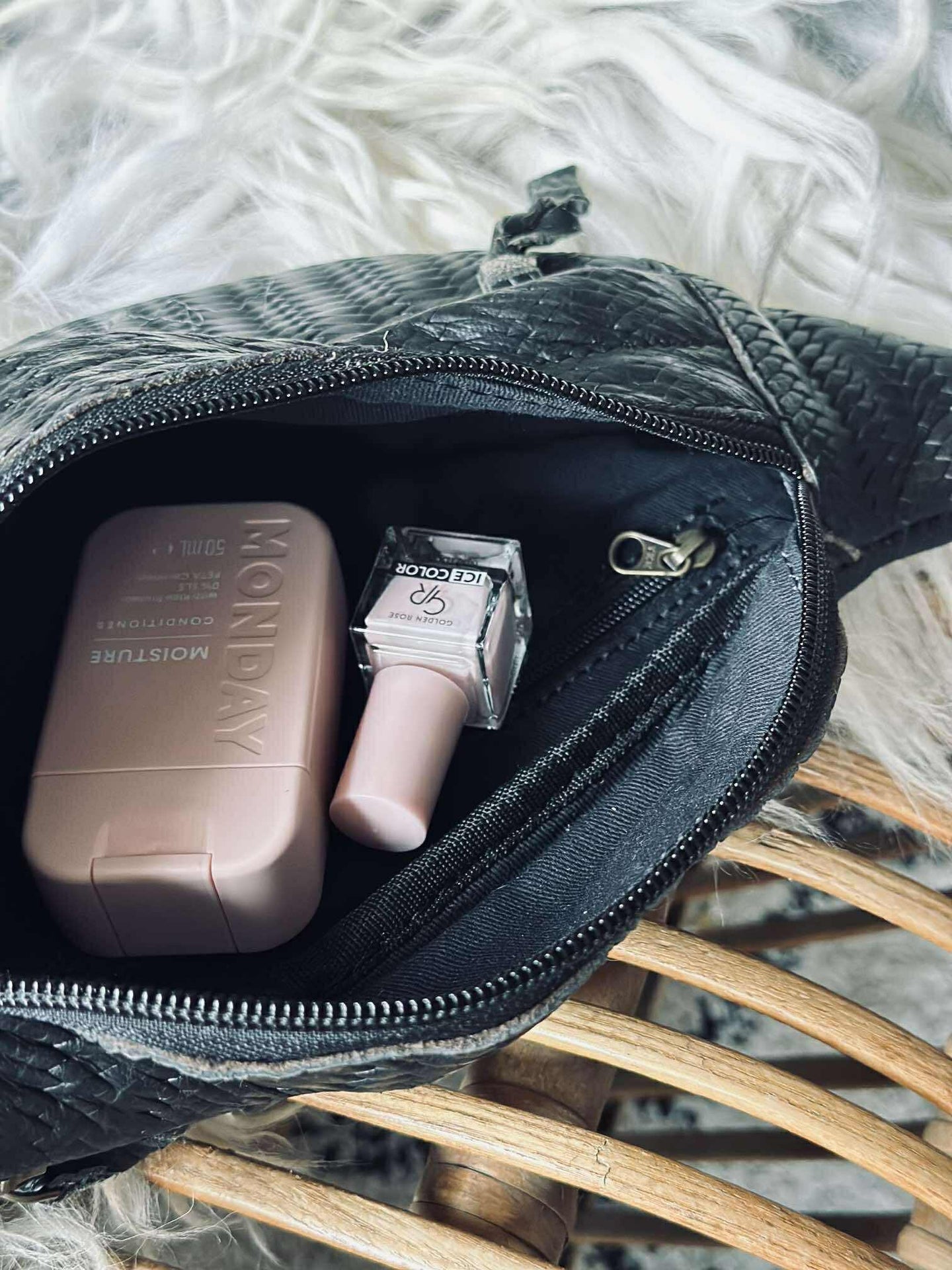 Bumbag Tasha - Schwarzes Flecht