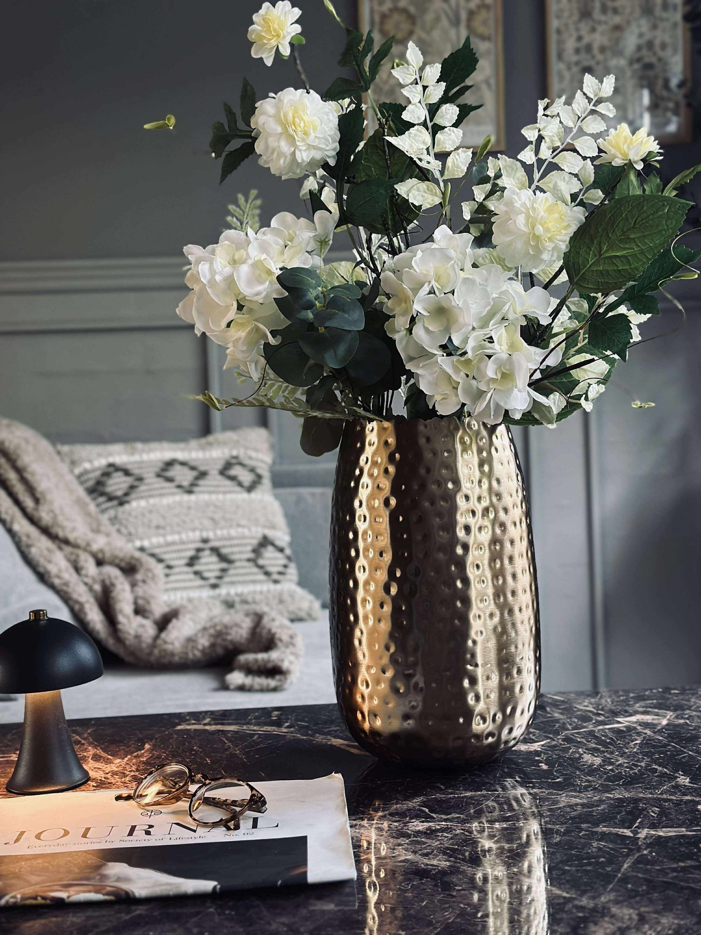 Vase Golden Metall