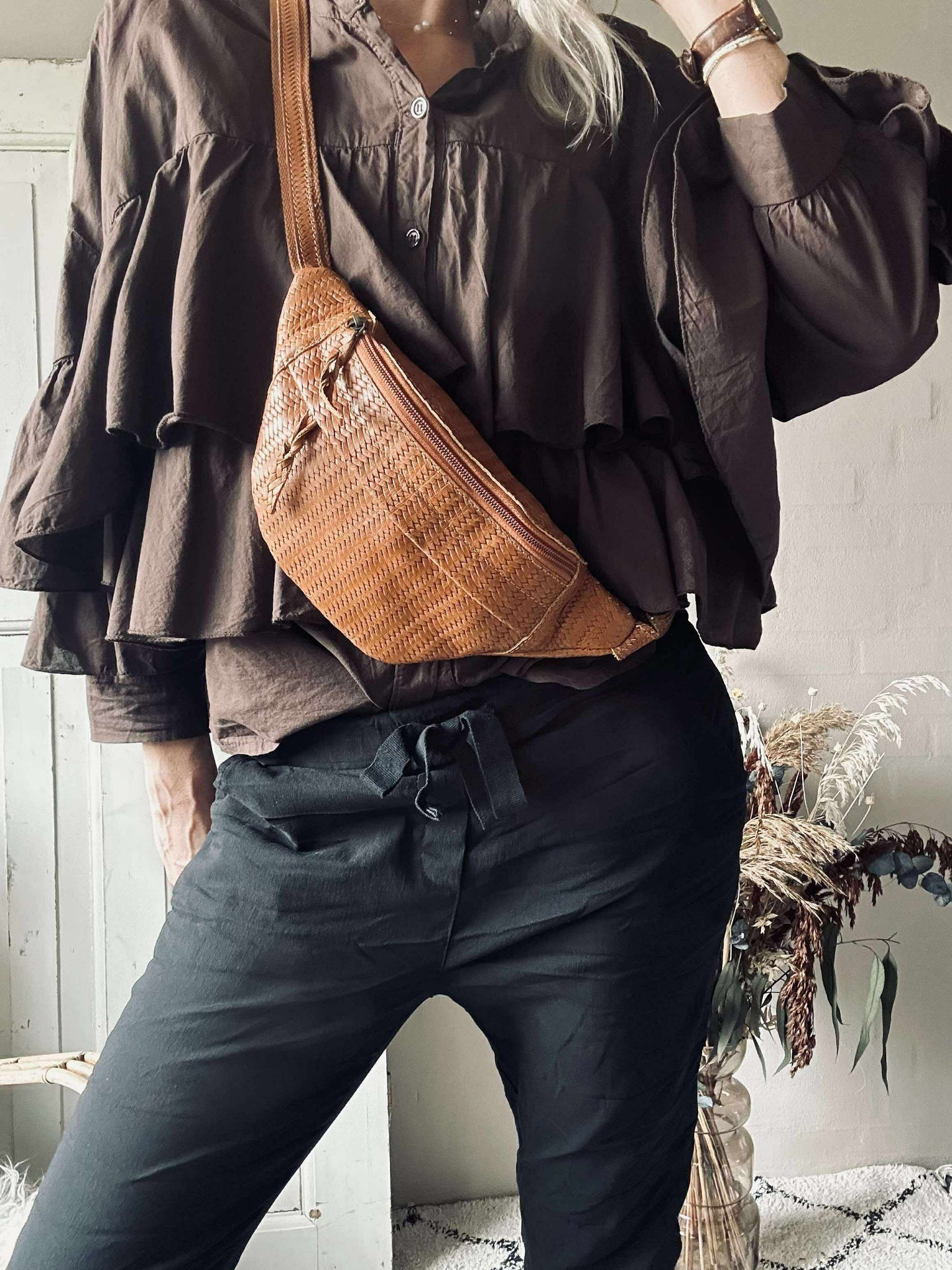 Bumbag Tasha - Cognac geflochten