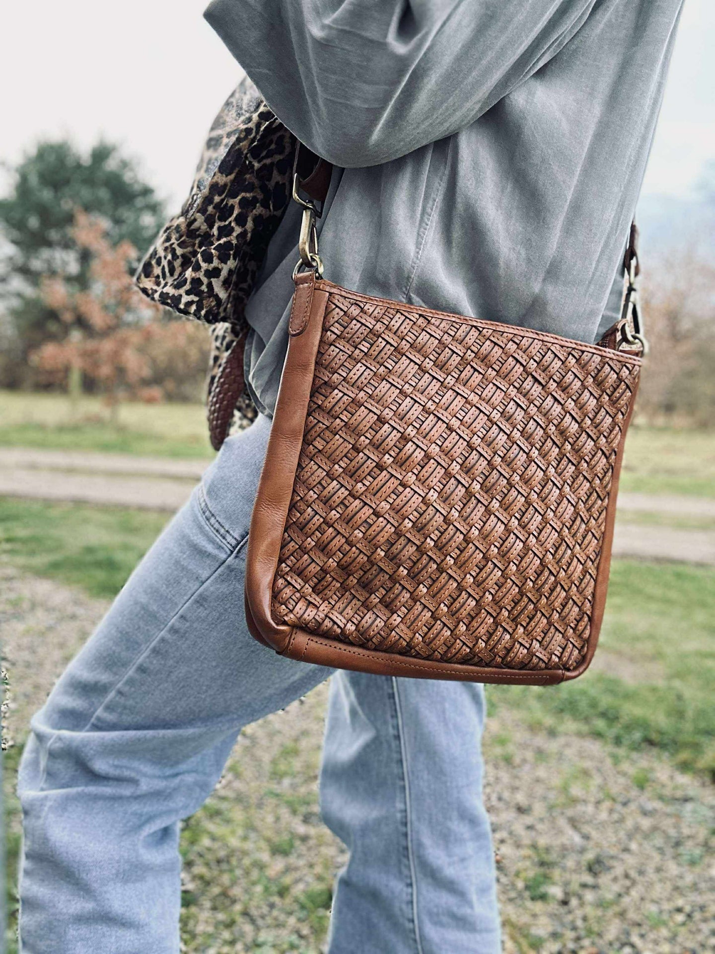 Crossover Mika Mittel - Cognac