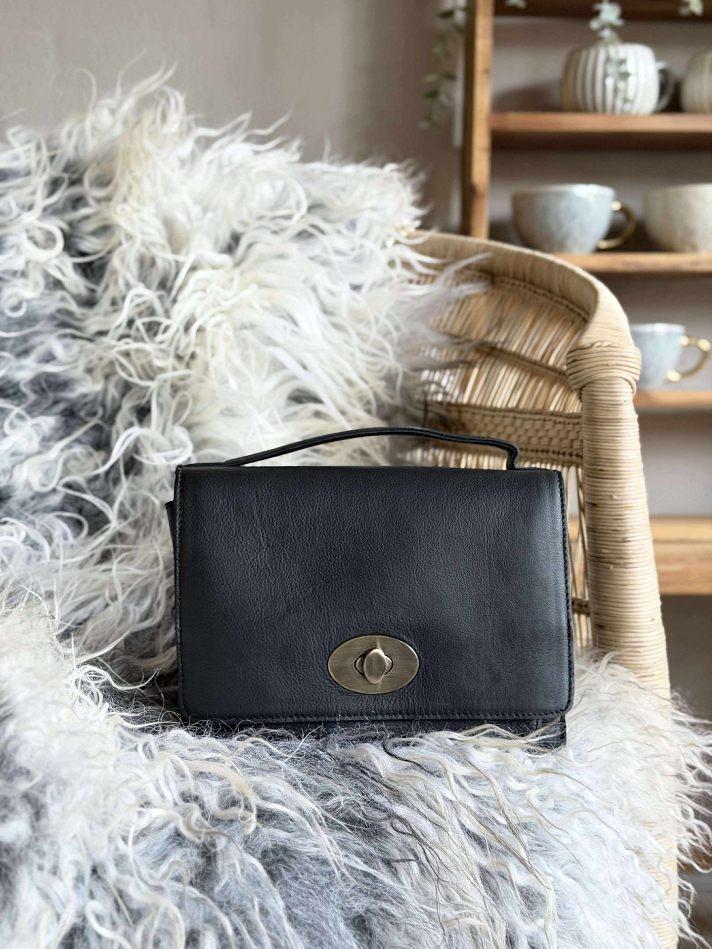 Crossover Black Leather – Big