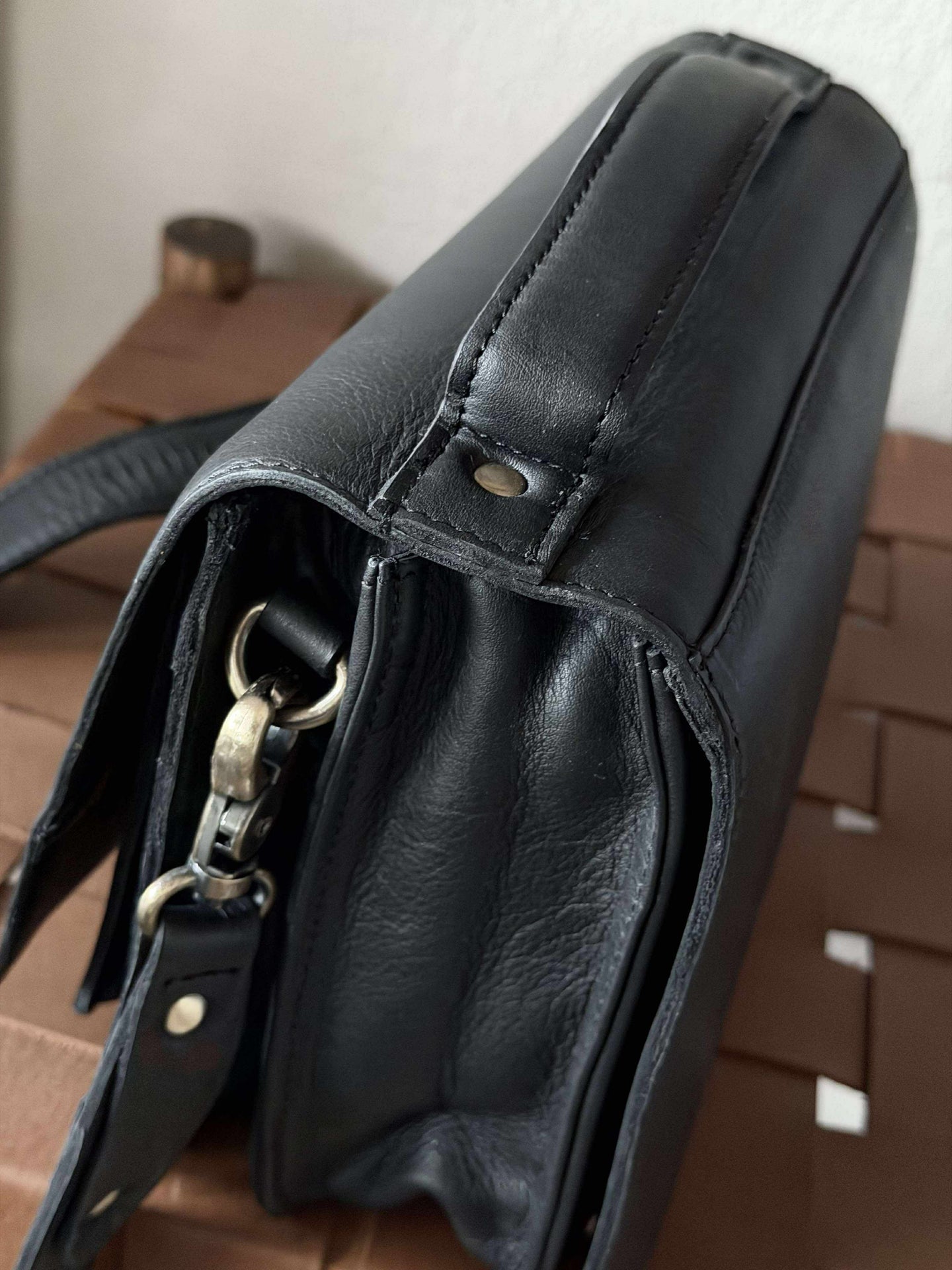Crossover Black Leather – Big