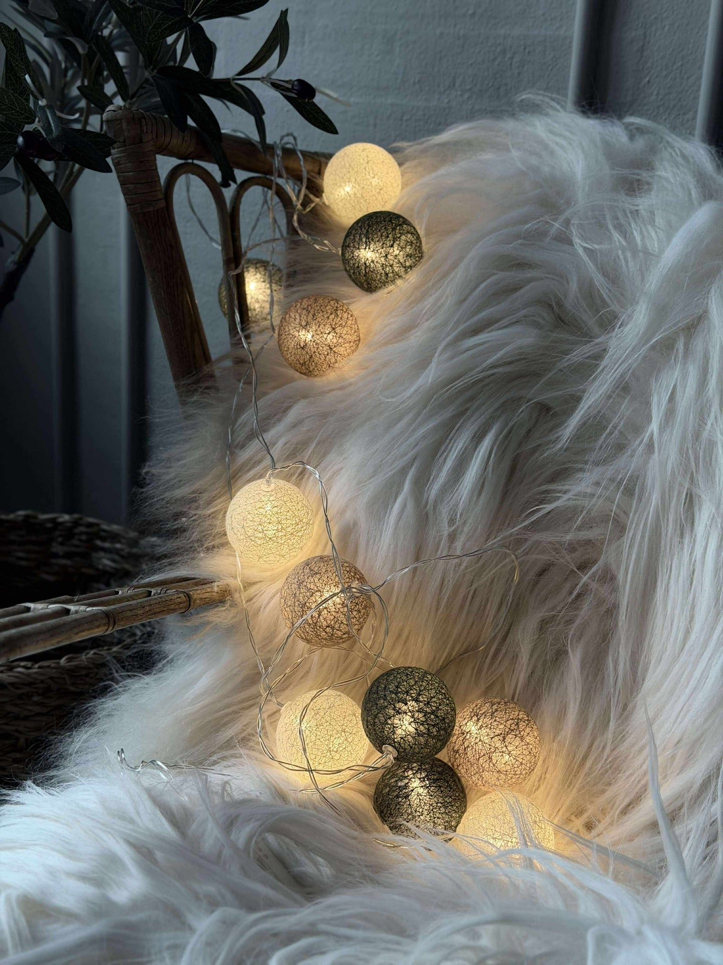 Lichterkette Raffia