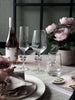 Glas mit Schleife
