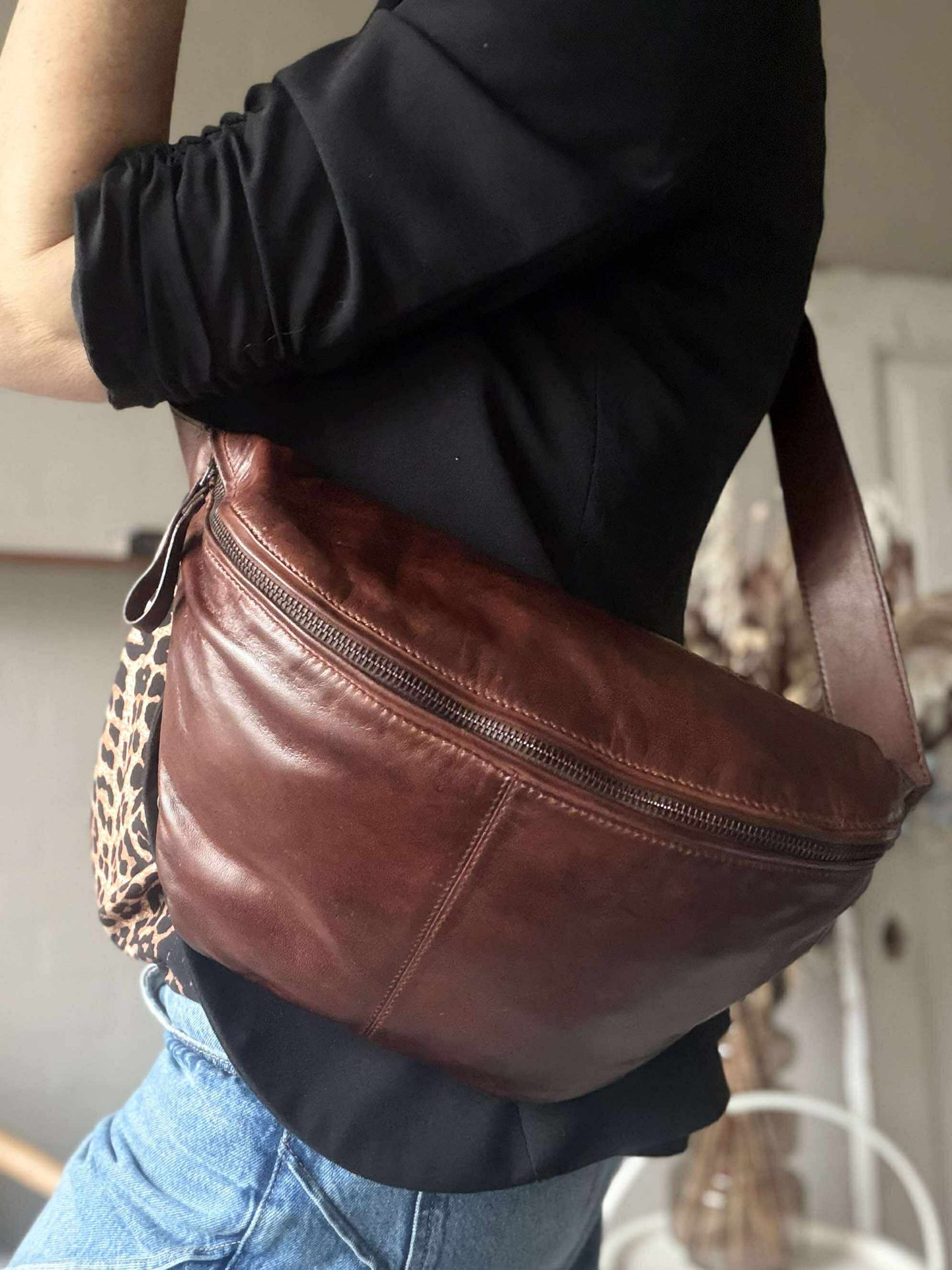 Bauchtasche Olivia Dark Cognac