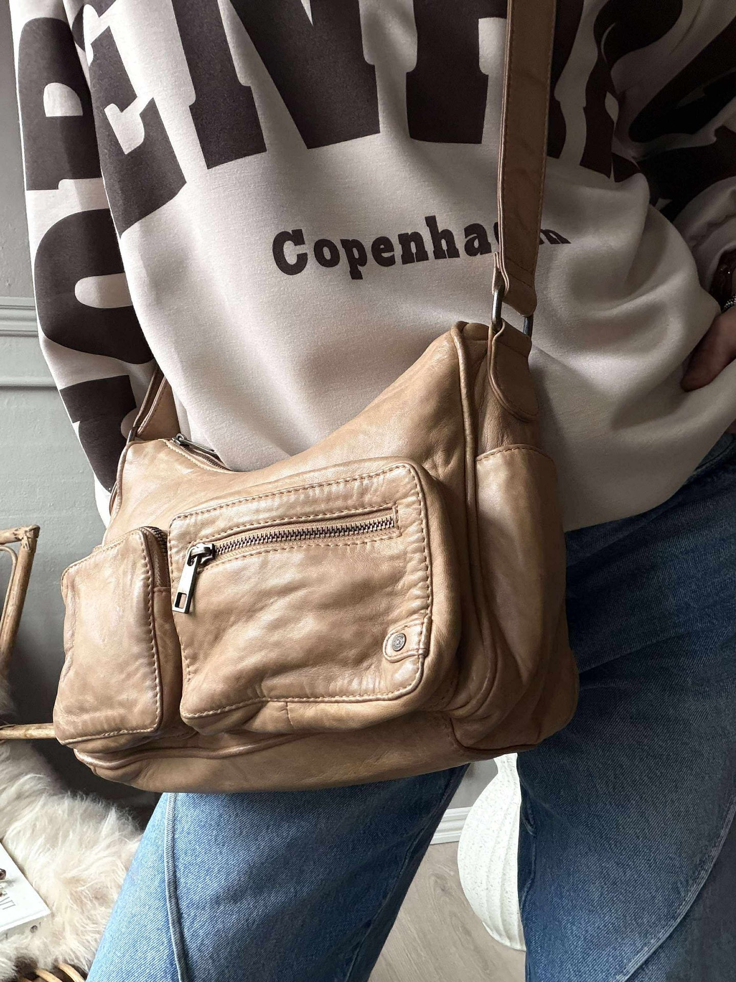 Schultertasche Sienna - Camel