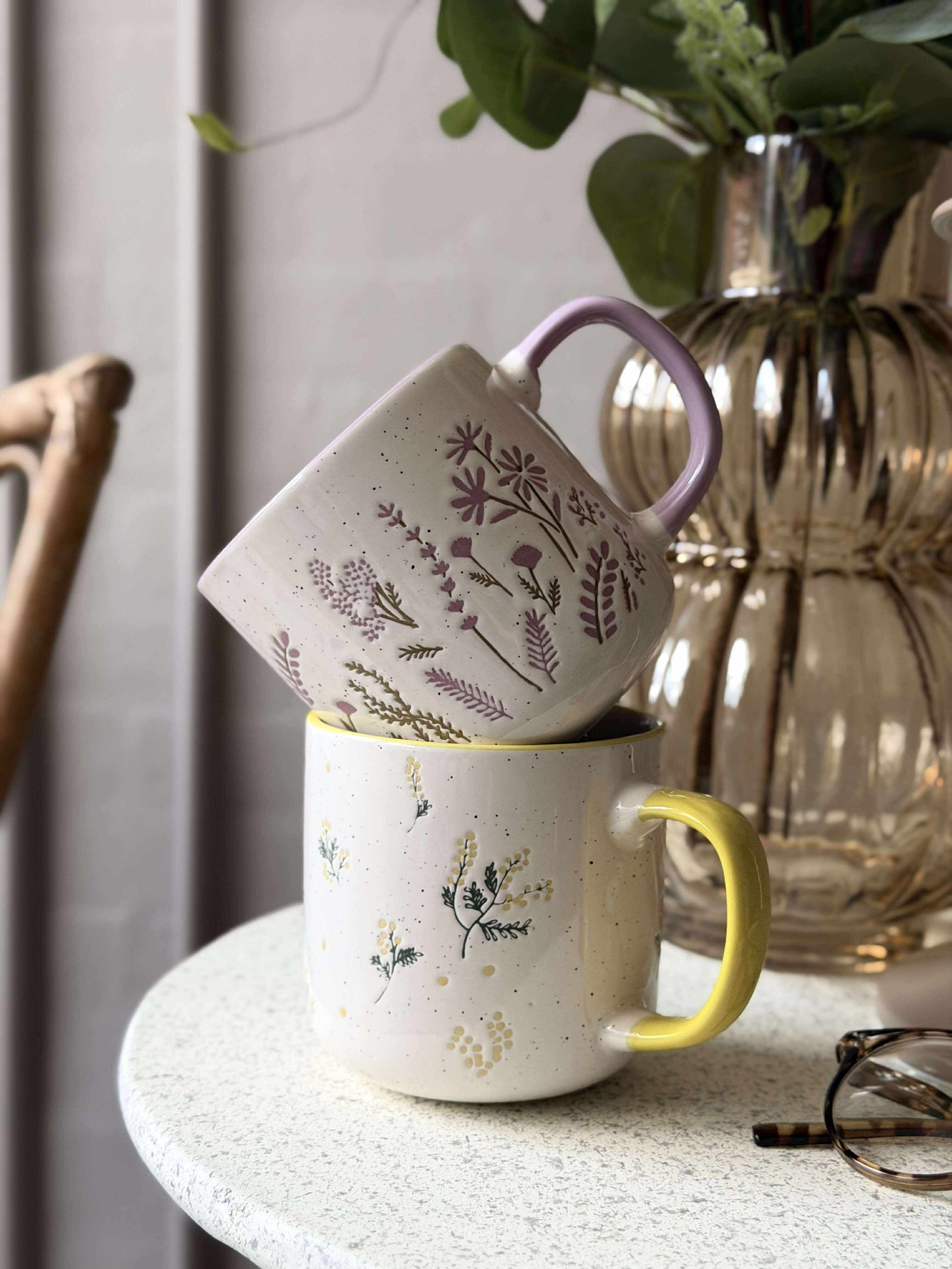 Becher mit Blumen - MIX