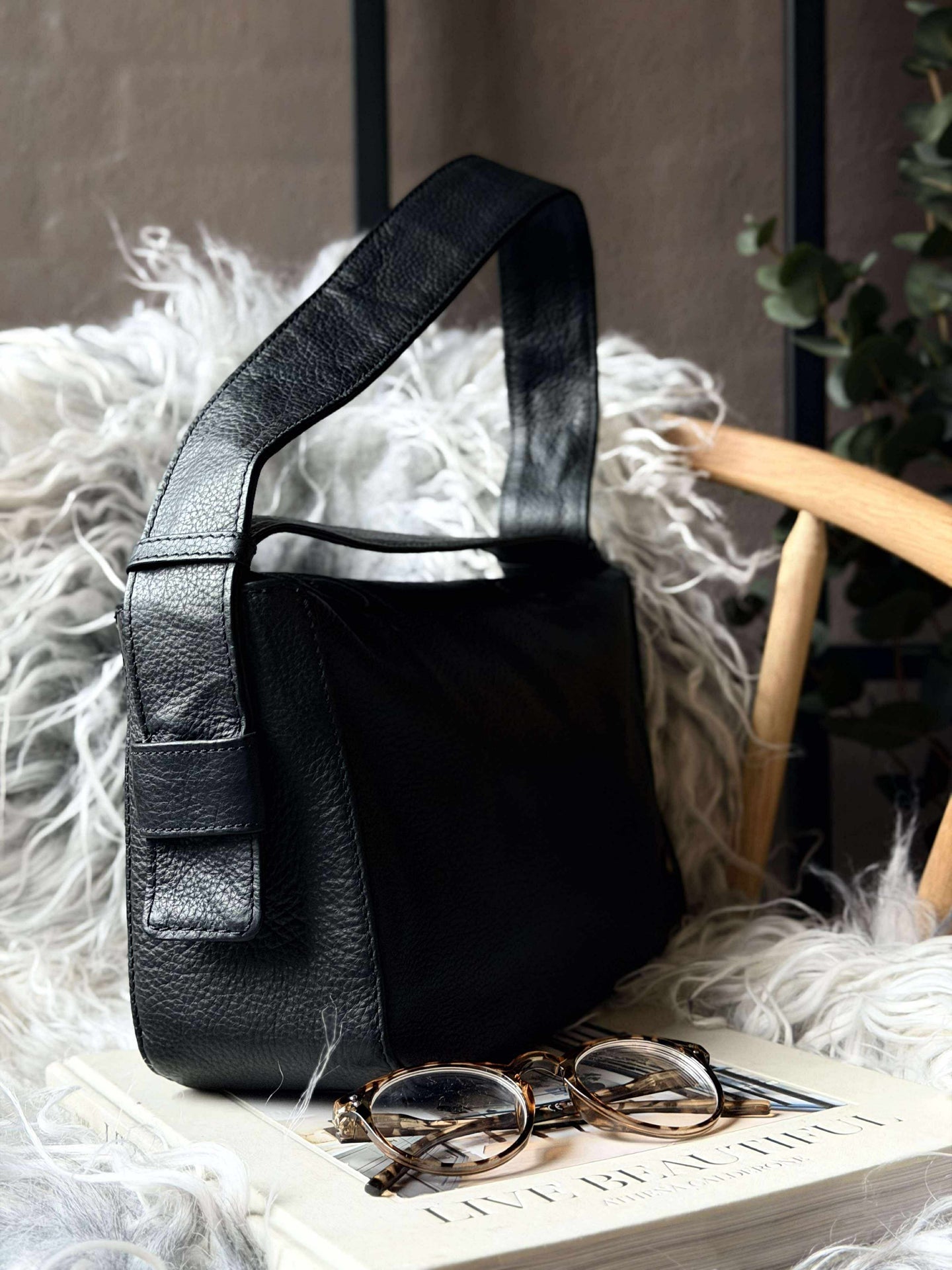 Schultertasche Dalia - Black