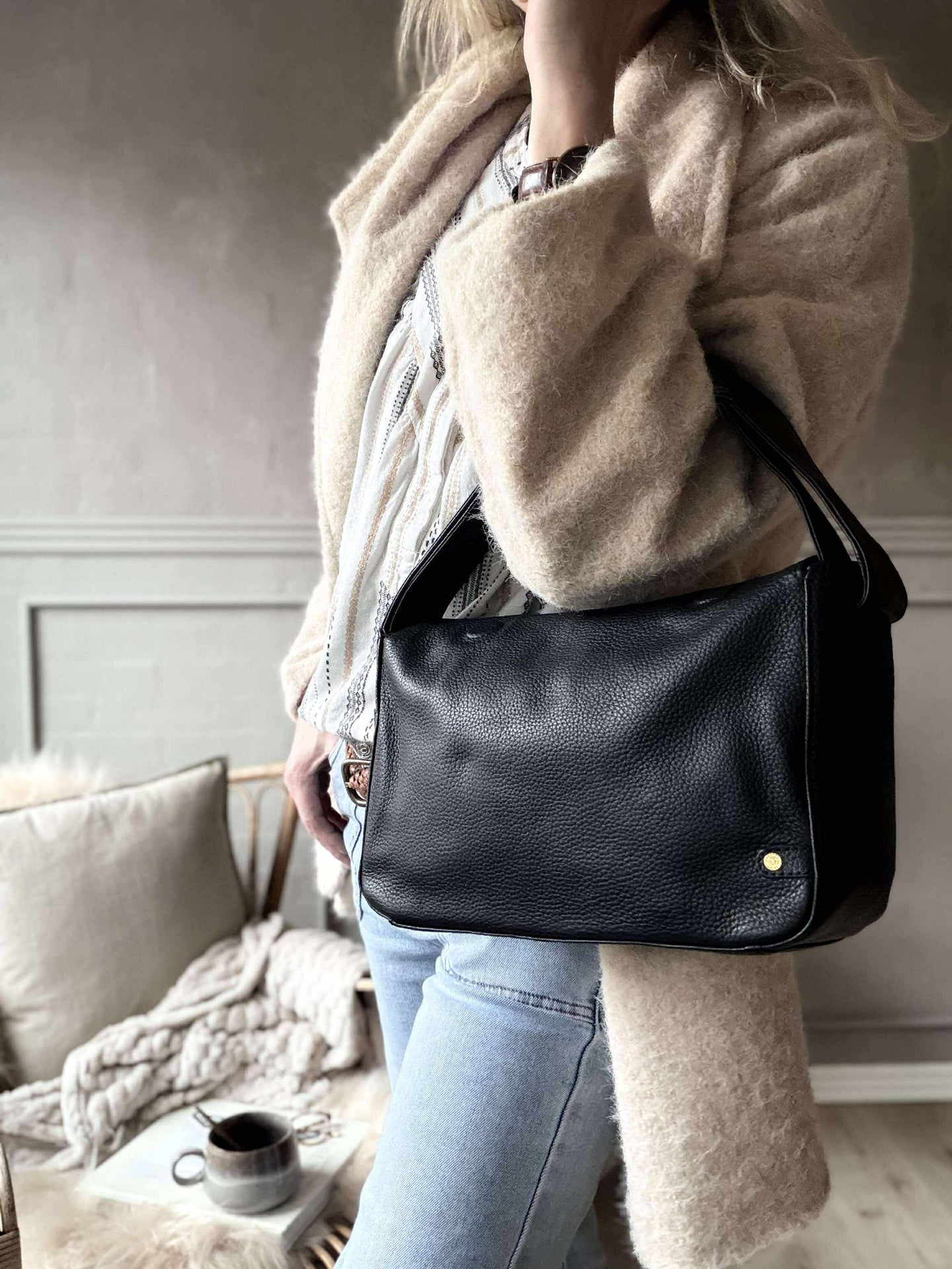 Schultertasche Dalia - Black