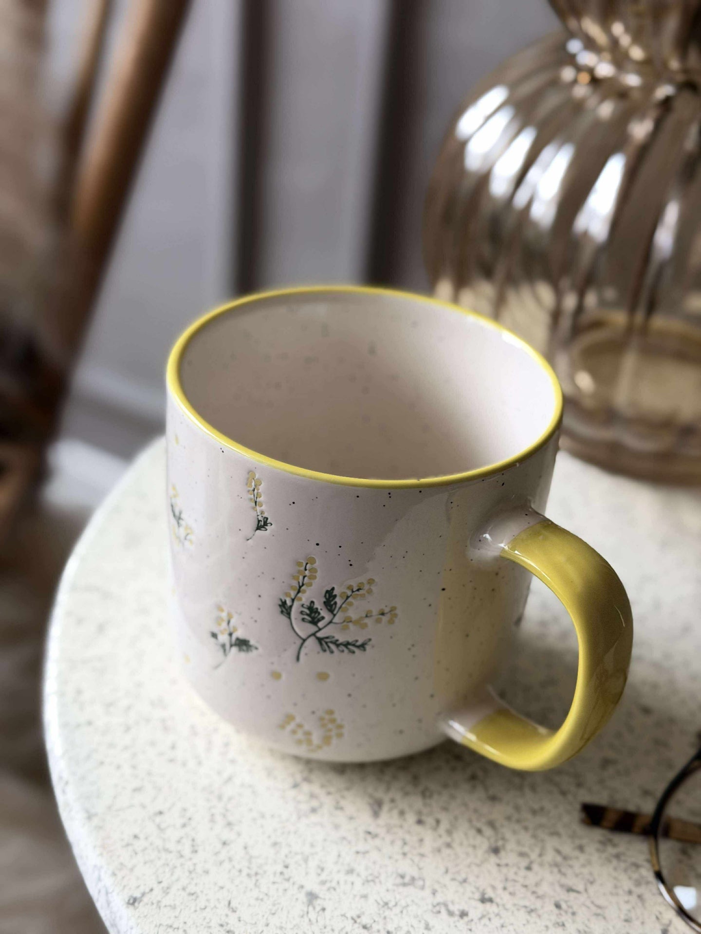Becher mit Blumen - MIX