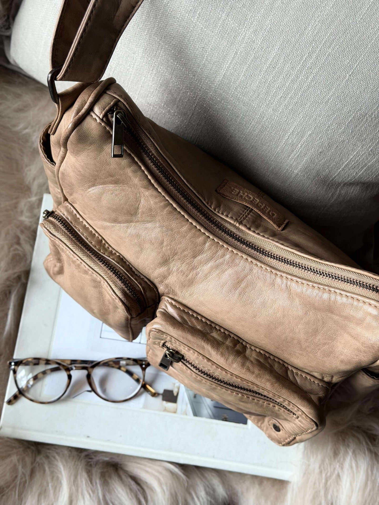 Schultertasche Sienna - Camel