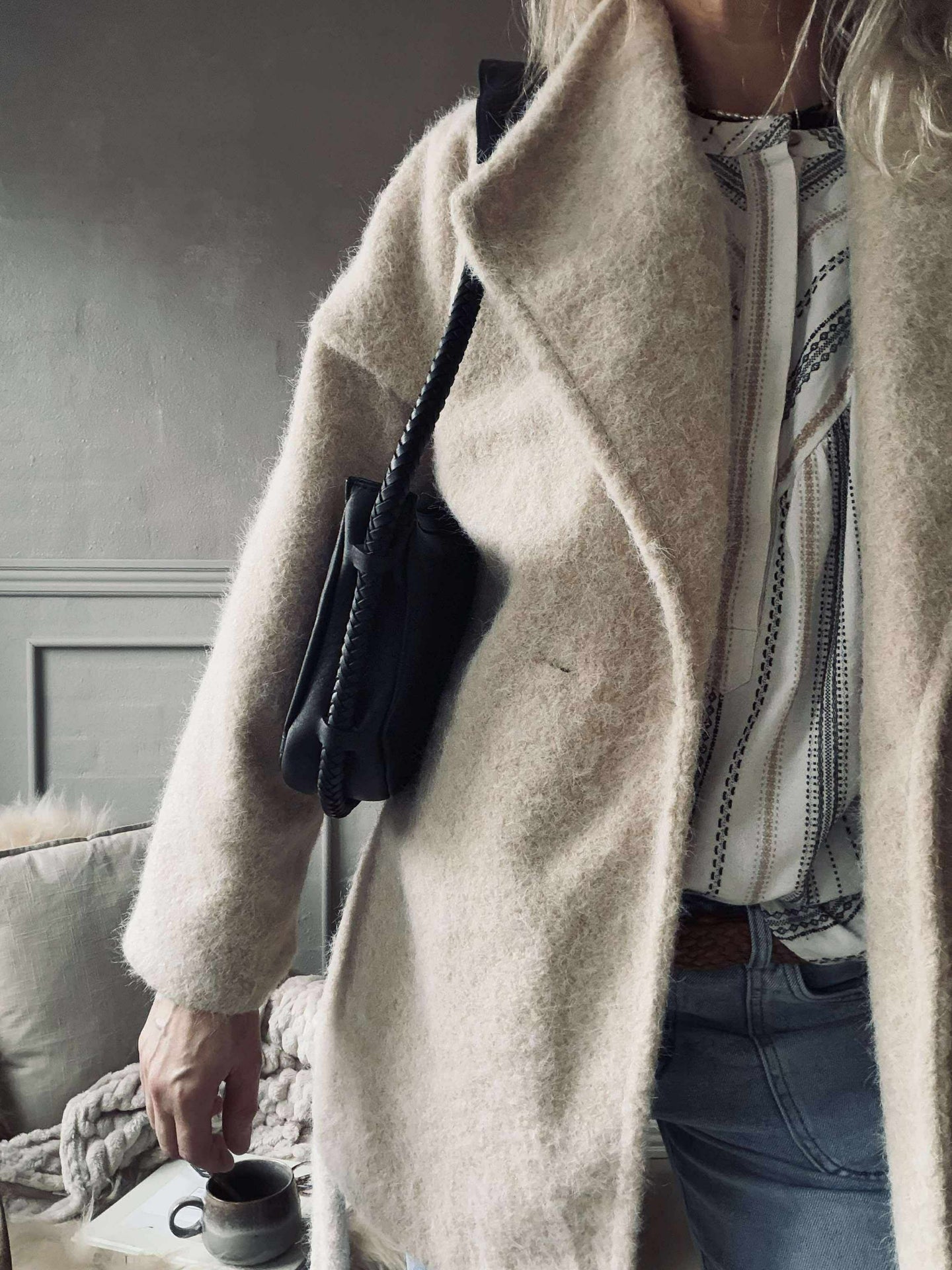 Handtasche mit schönem geflochtenem Riemen - Schwarz