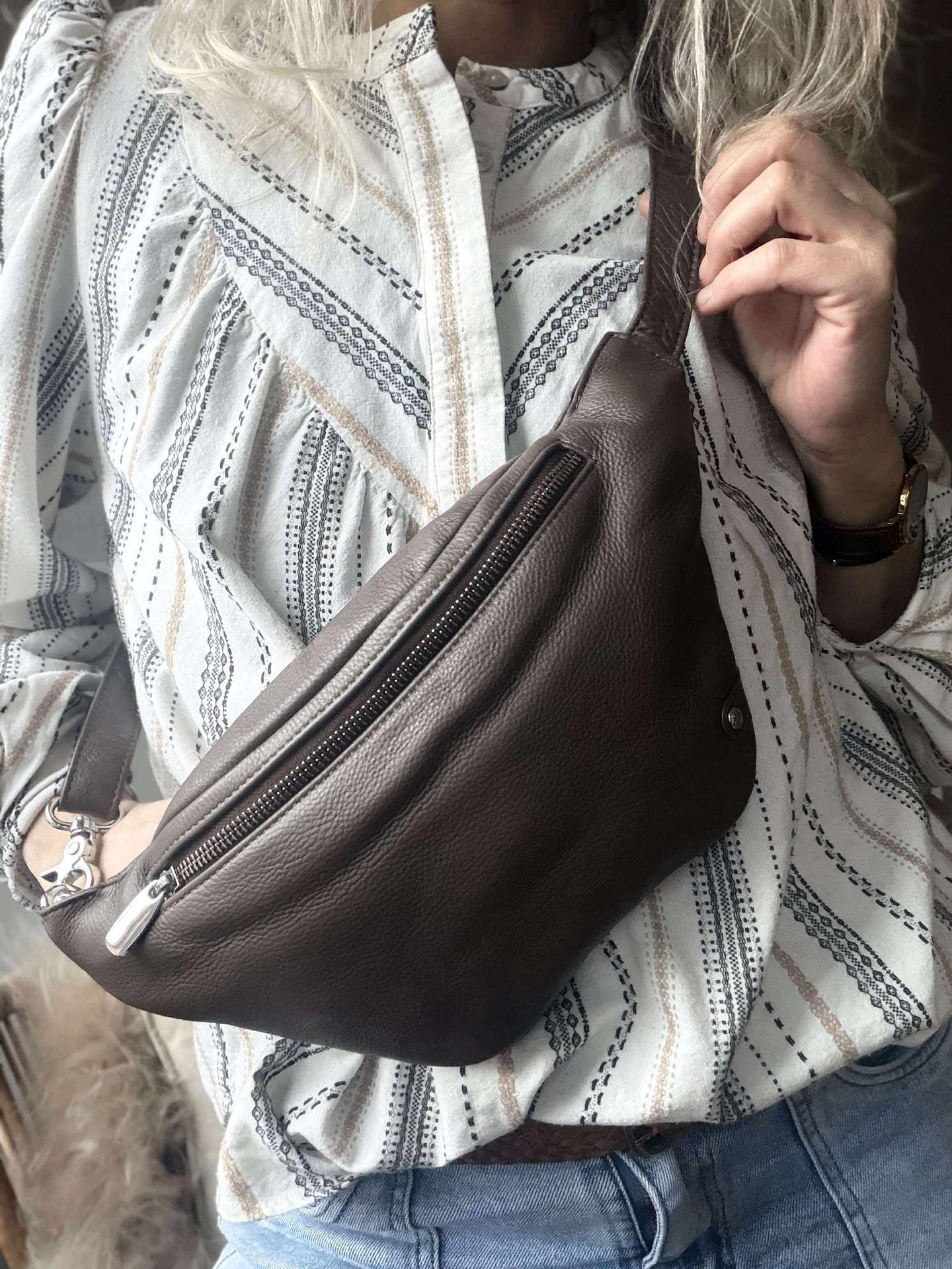 Bumbag Aura - Dark taupe