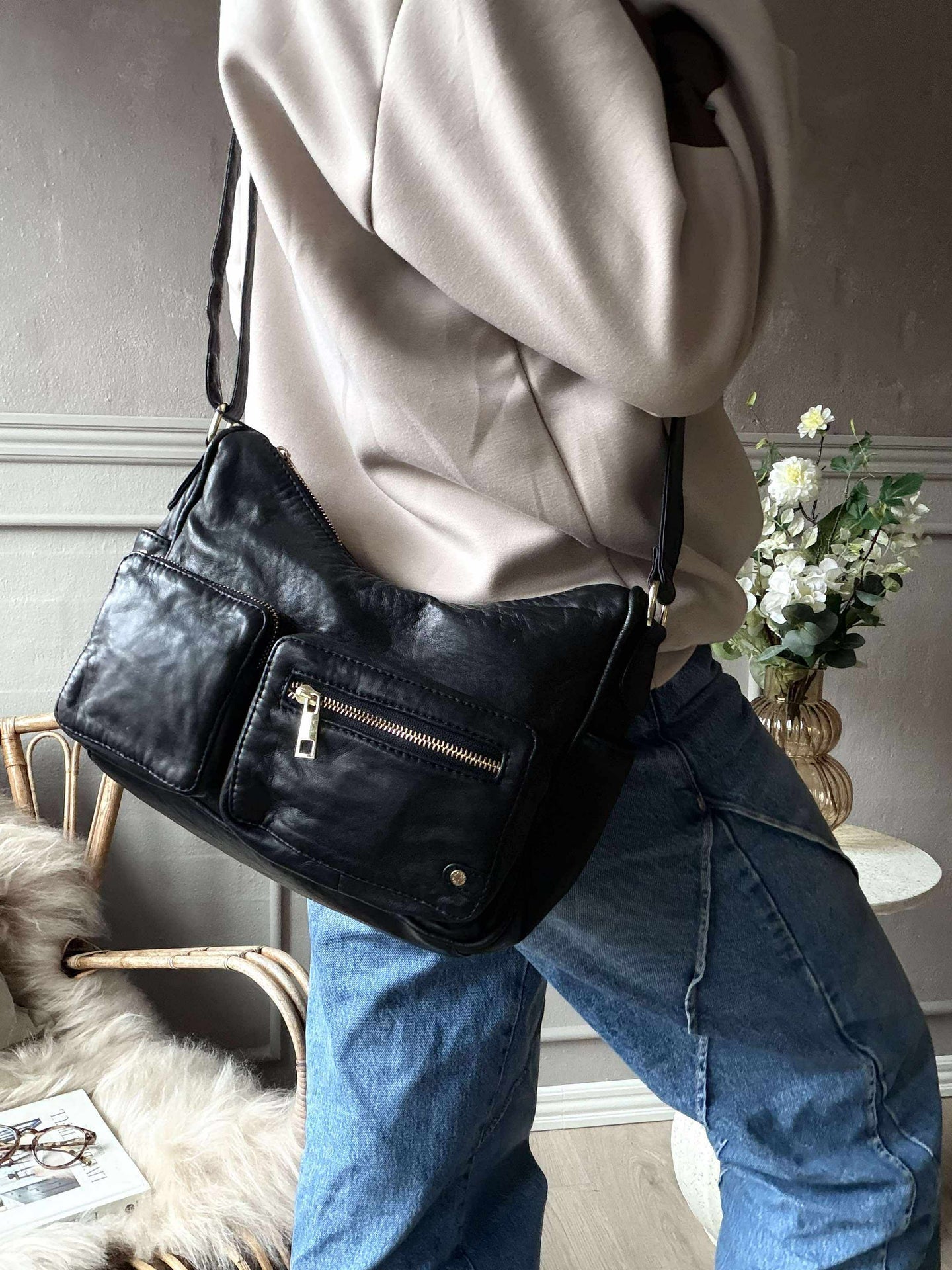 Schultertasche Sienna - Black gold