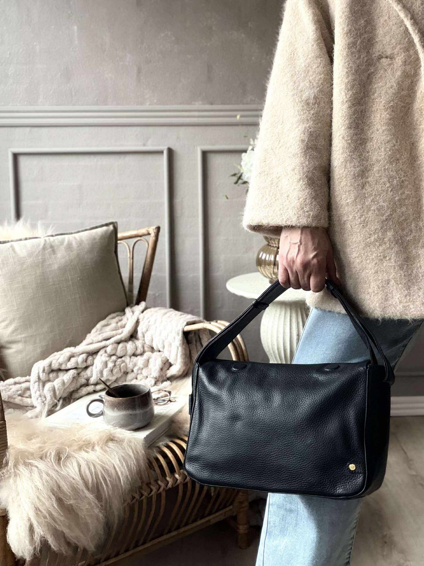 Schultertasche Dalia - Black