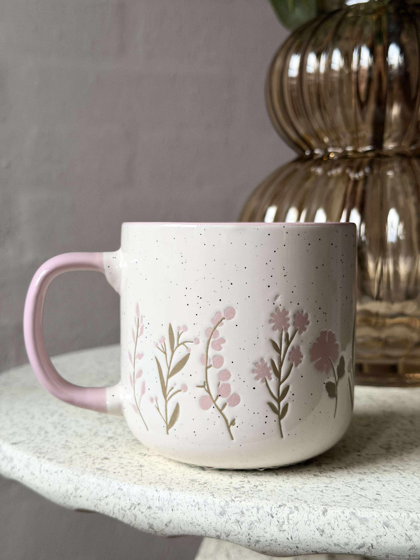 Becher mit Blumen - MIX