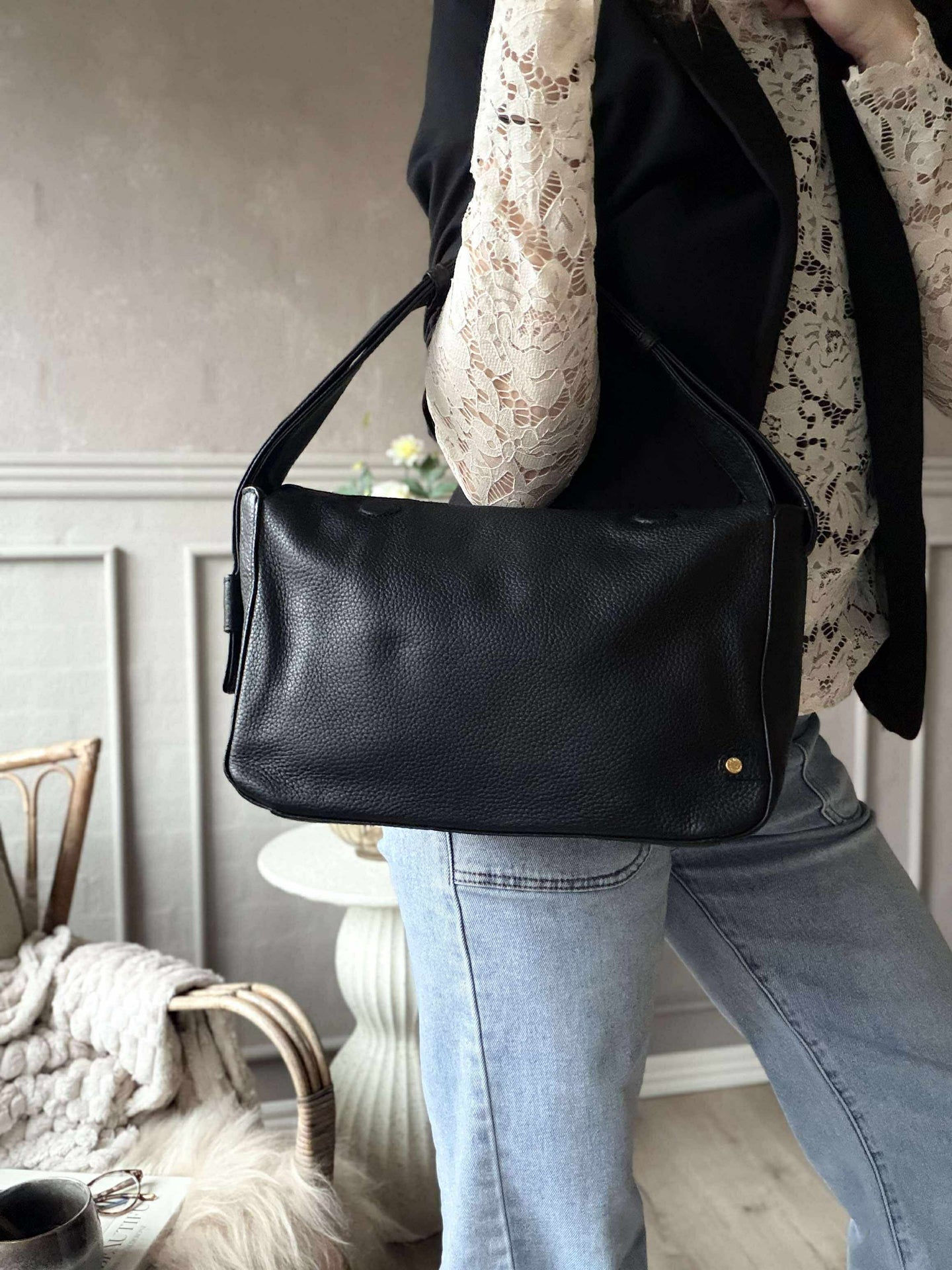 Schultertasche Dalia - Black
