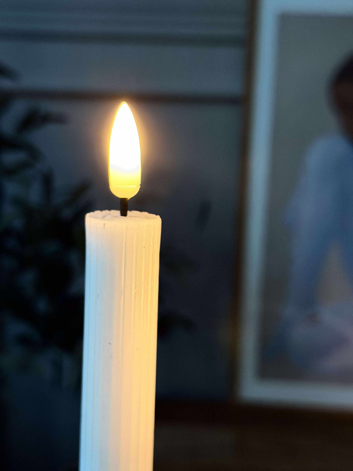 LED Stumpenkerzen gerillt - 22 cm