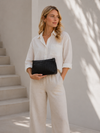 Clutch-Ledertasche mit perforiertem Muster