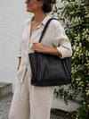 Schultertasche schwarz