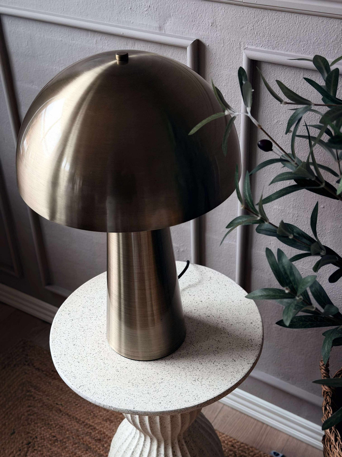 Große Tischlampe - Gold