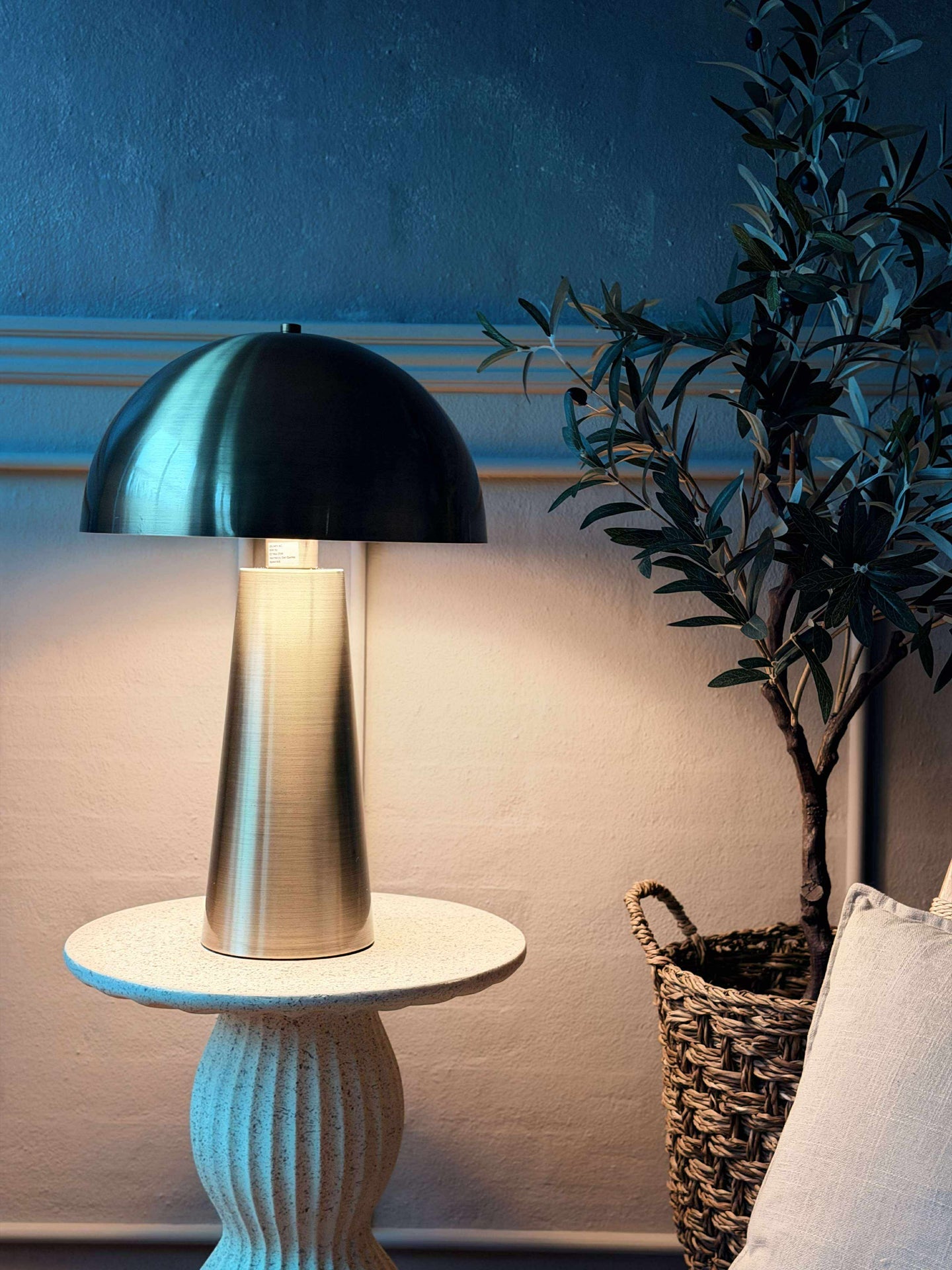 Große Tischlampe - Gold