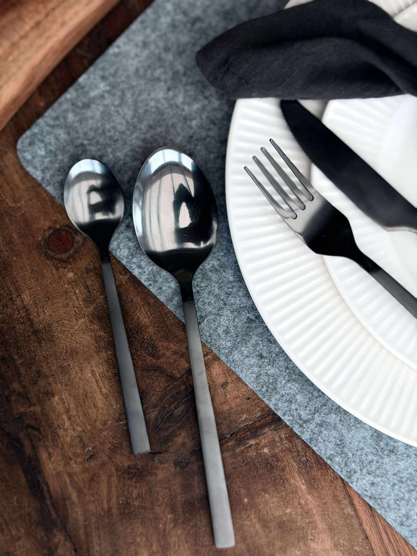 Besteck 16-teilig in Box - Matt schwarz