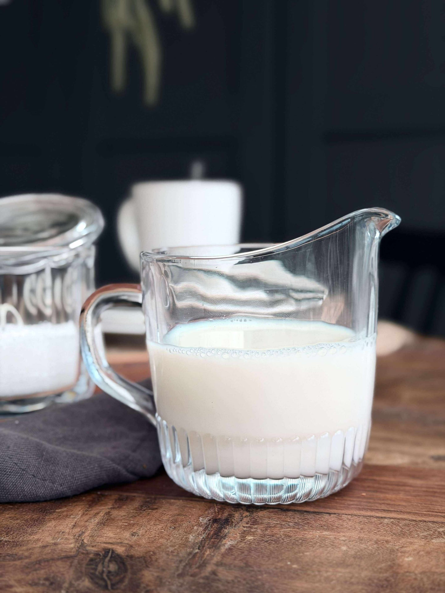 Milchkännchen und Zuckerschale