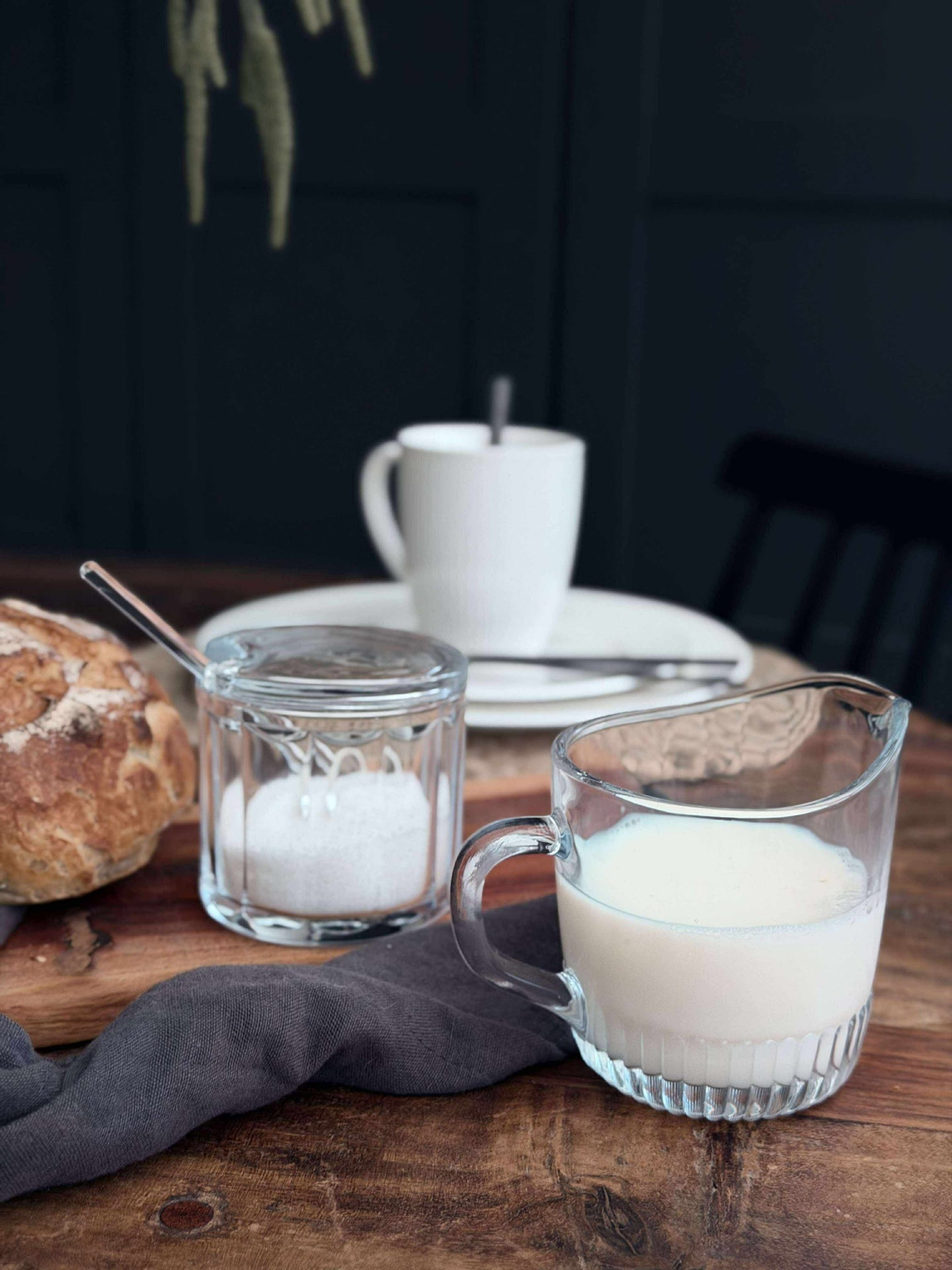 Milchkännchen und Zuckerschale
